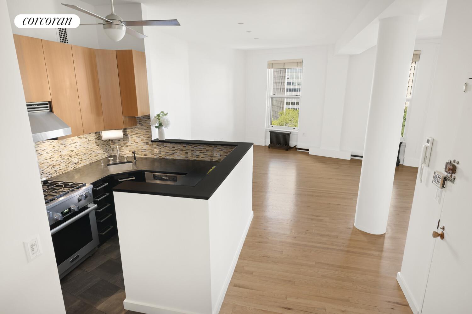 #22 photo, 145 NASSAU Street, South Street Seaport , NY 10038