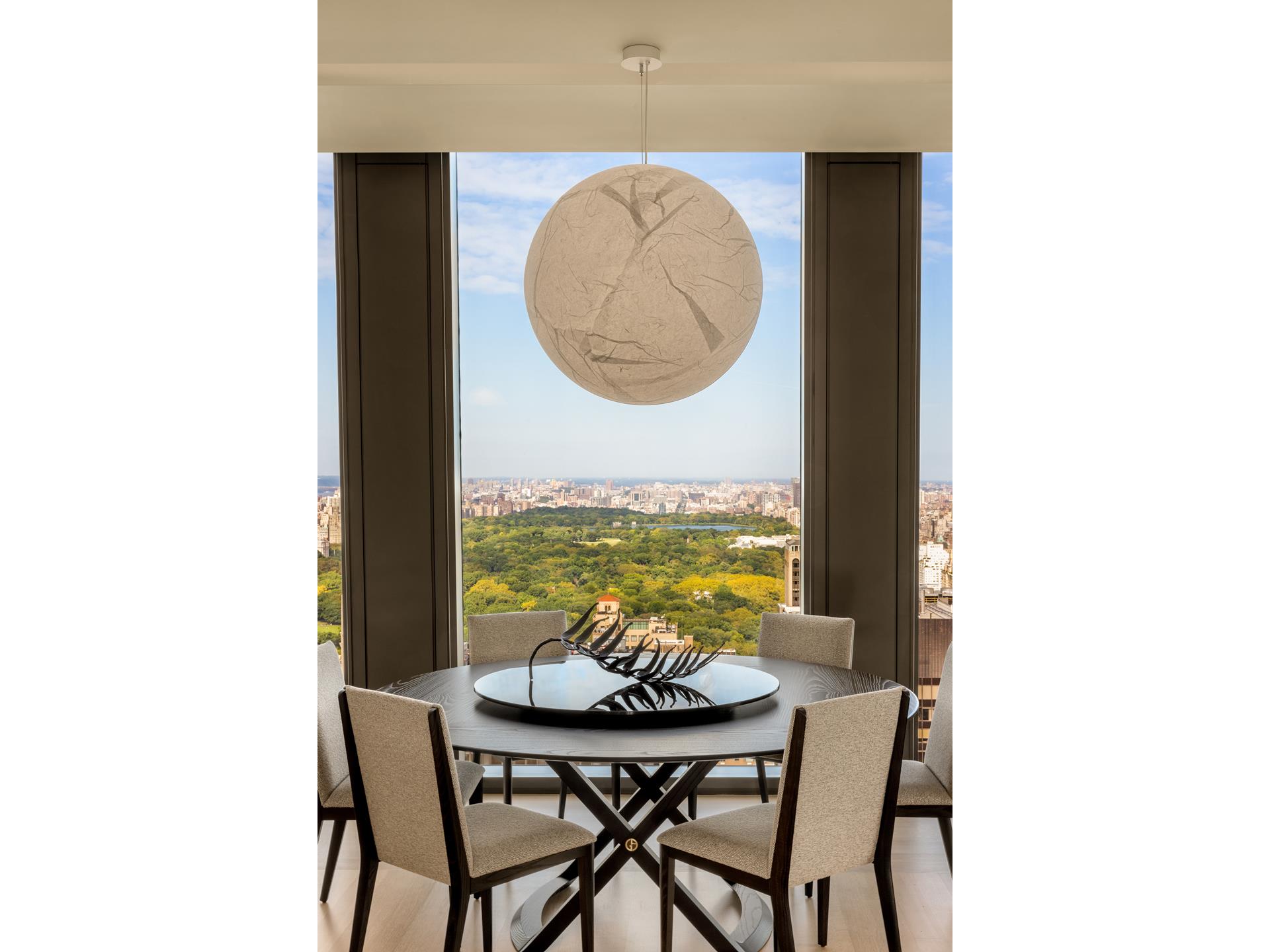 #5 photo, 53 W 53RD Street, マンハッタン Midtown , NY 10019