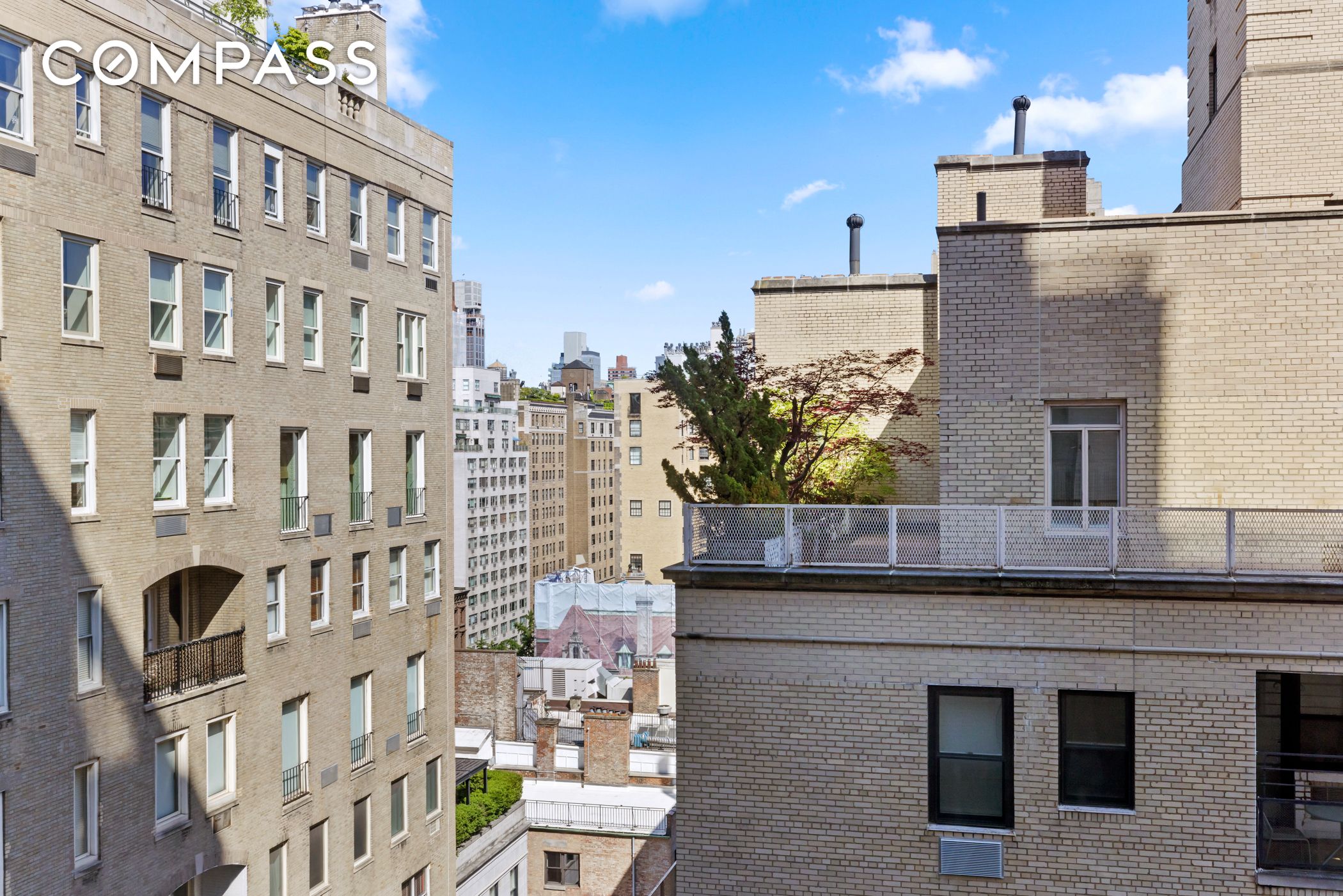 #12 photo, 900 5th Avenue, Lenox Hill , NY 10021