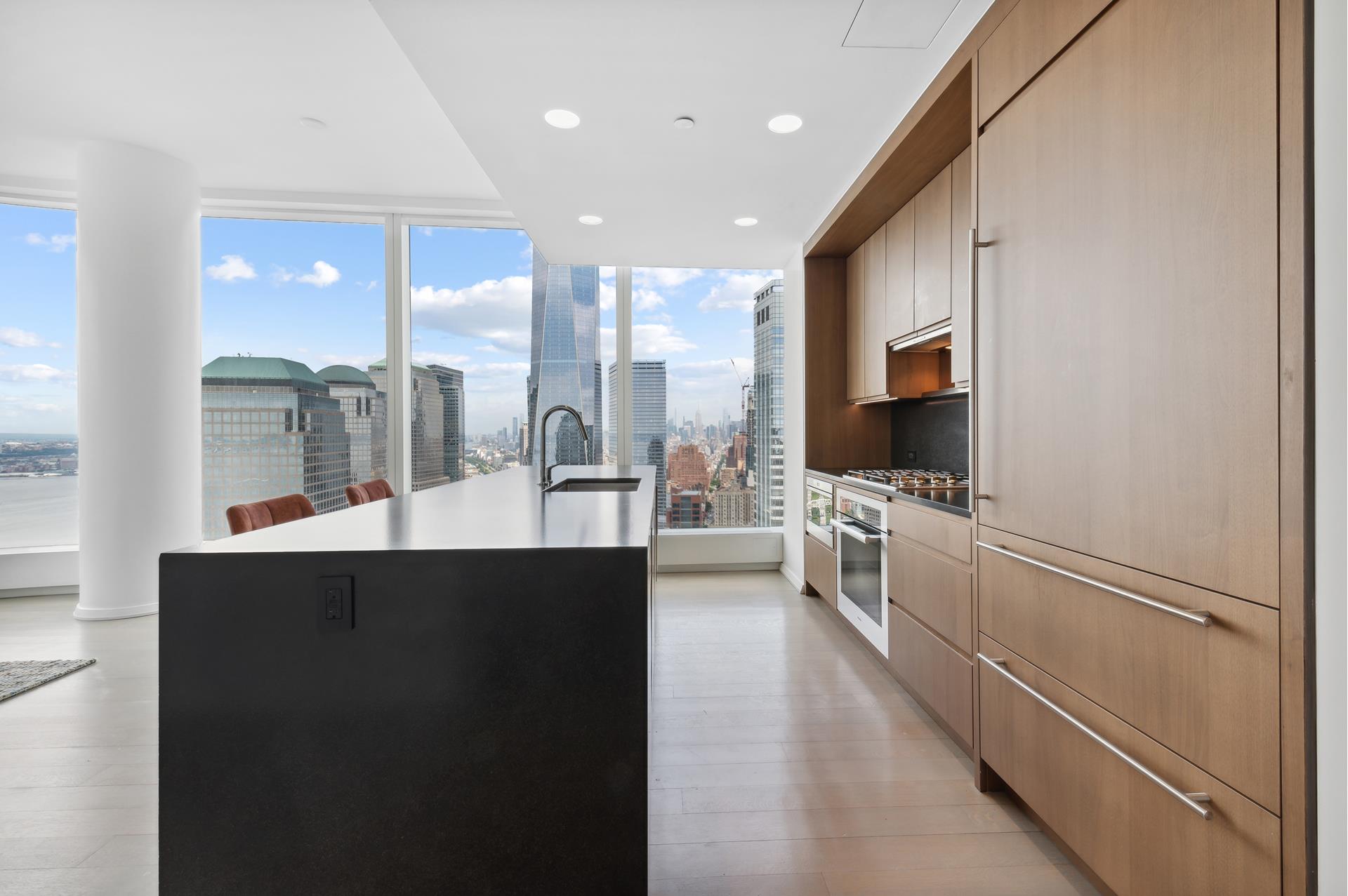 #4 photo, 50 WEST Street, マンハッタン Financial District , NY 10006