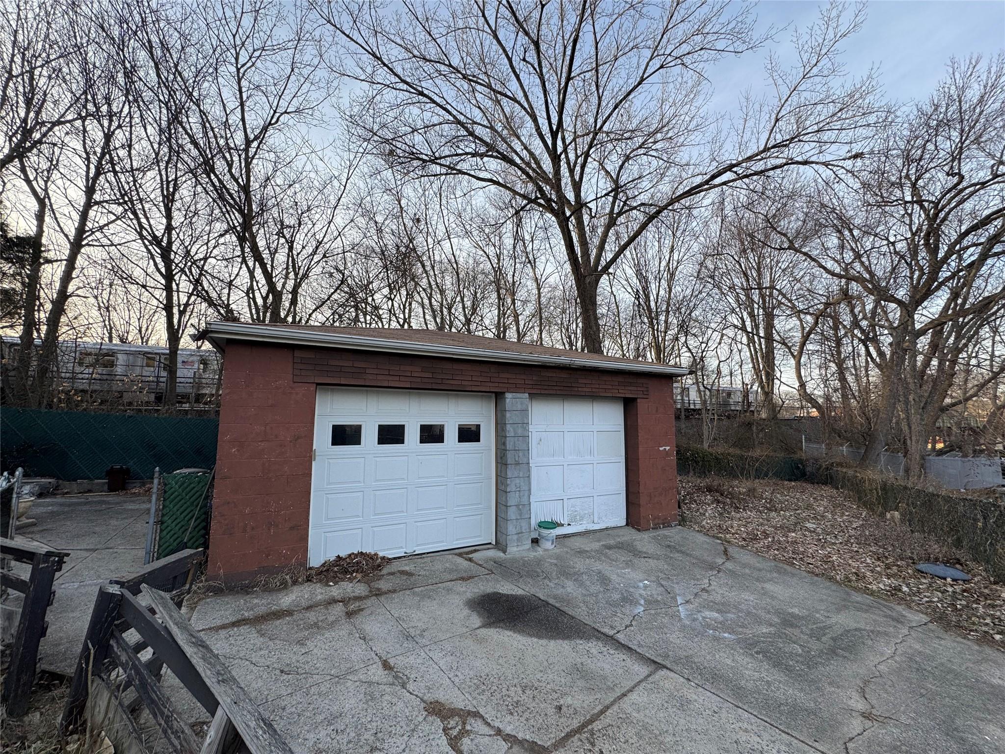 #11 photo, 2543 Bouck Avenue, ブロンクス区 Bronx , NY 10469