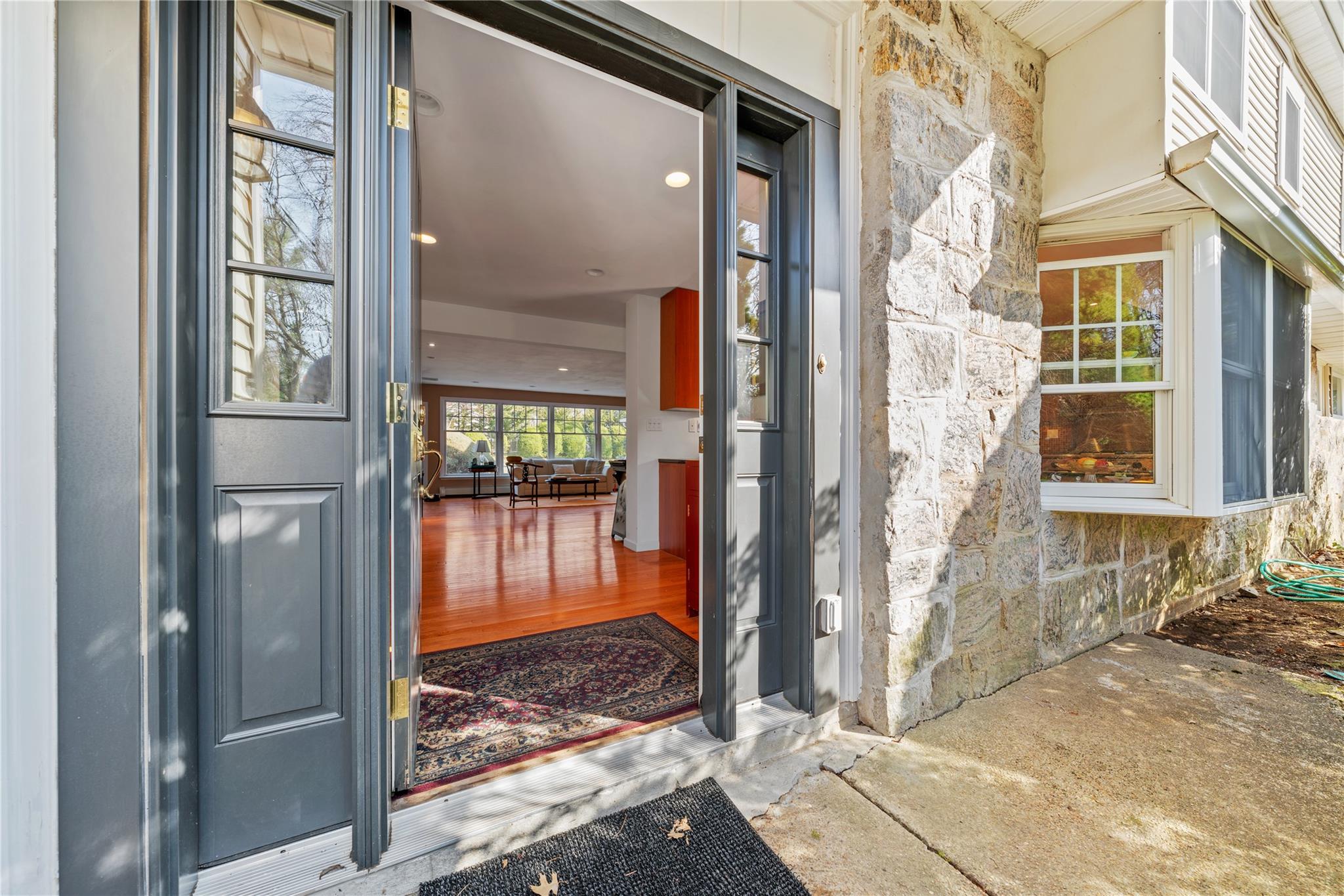 #10 photo, 19 Strawberry Lane, 长岛 罗斯林 Roslyn Heights , NY 11577