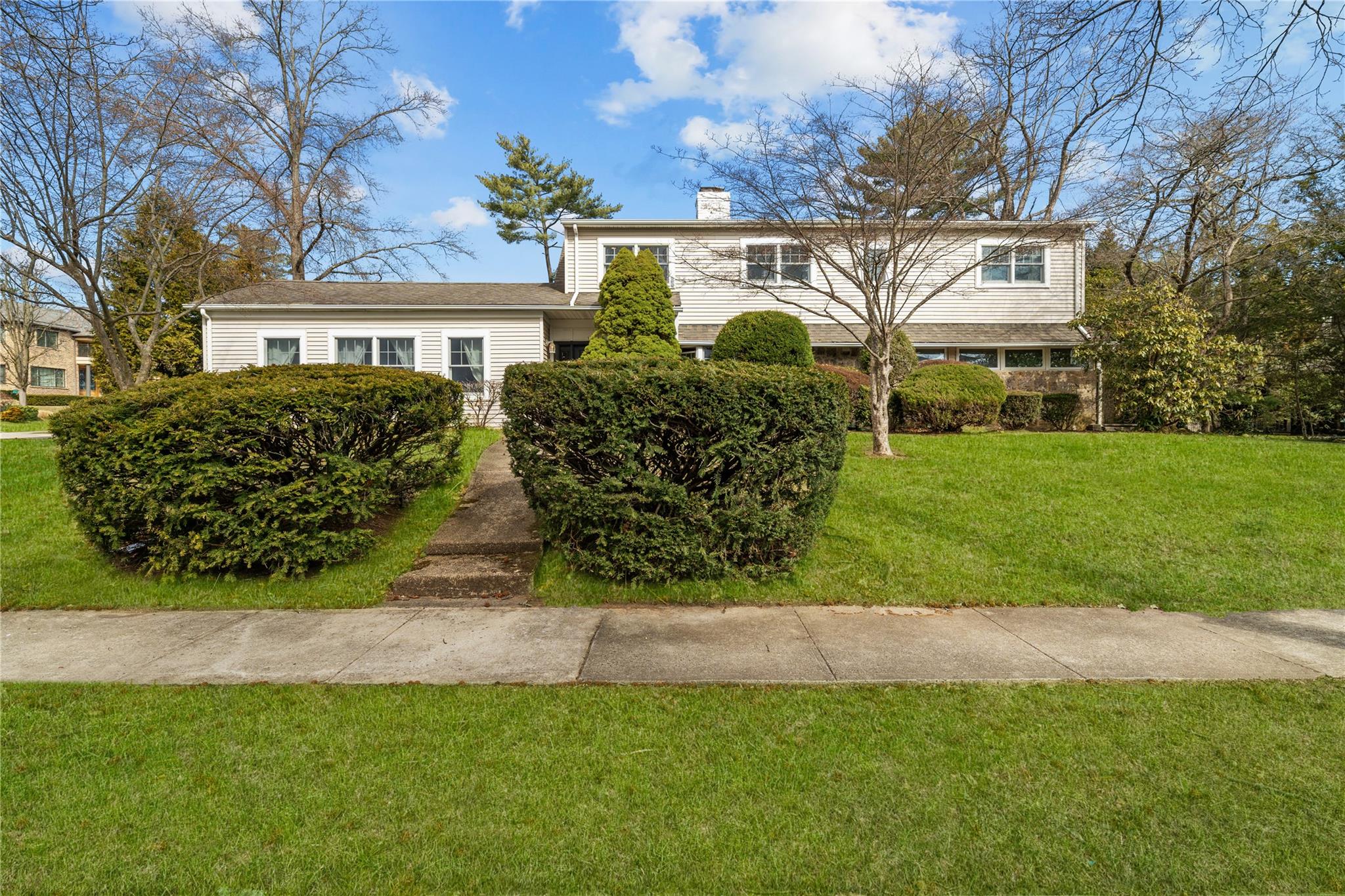 #4 photo, 19 Strawberry Lane, 长岛 罗斯林 Roslyn Heights , NY 11577