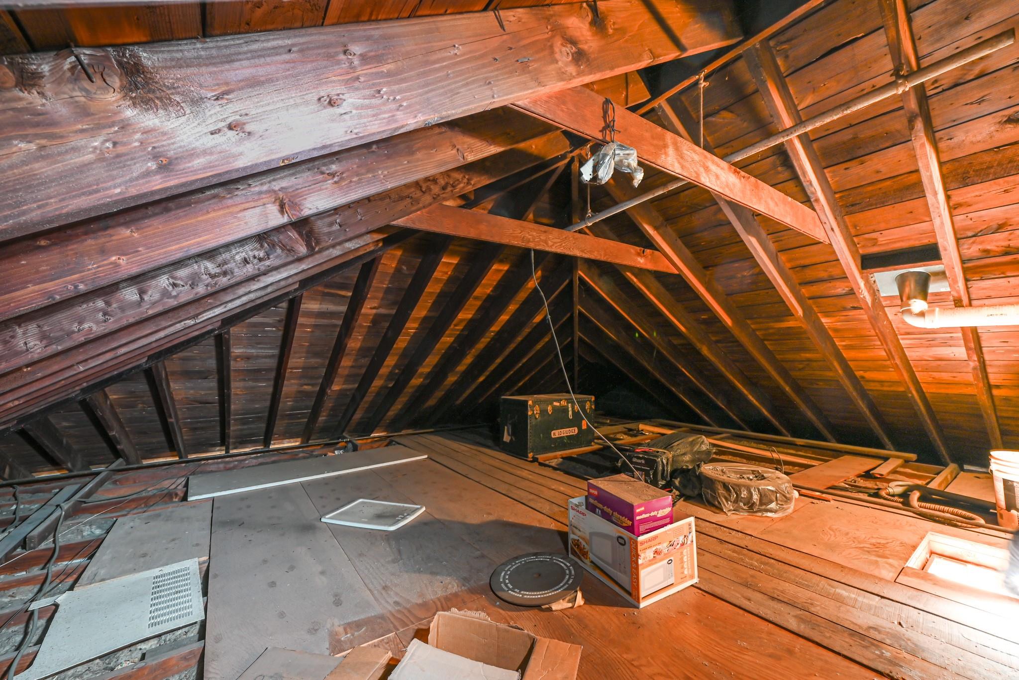 #16 photo, 199-01 19th Avenue, Whitestone , NY 11357