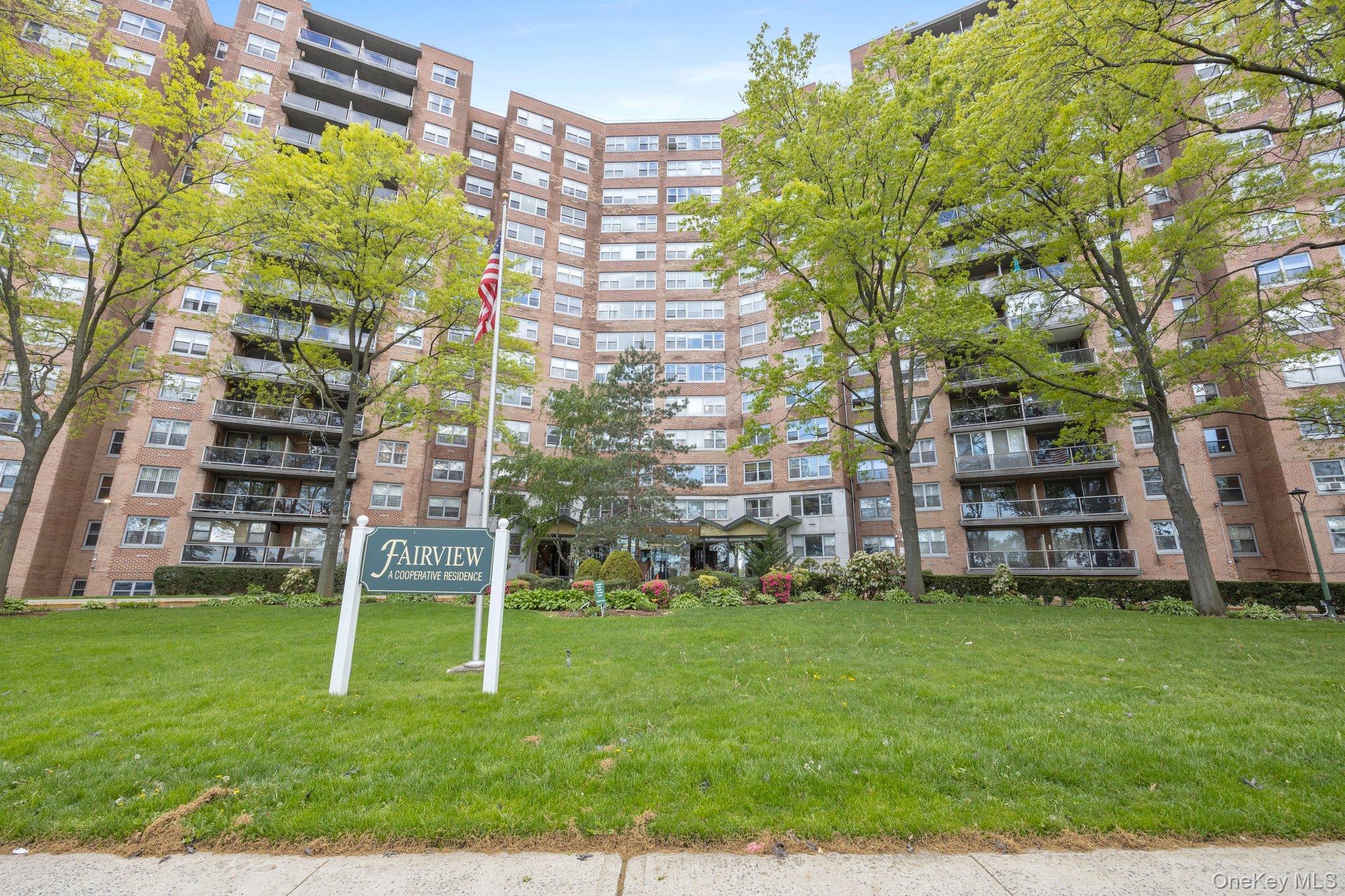 #11 photo, 61-20 Grand Central Parkway, クイーンズ区 Forest Hills , NY 11375