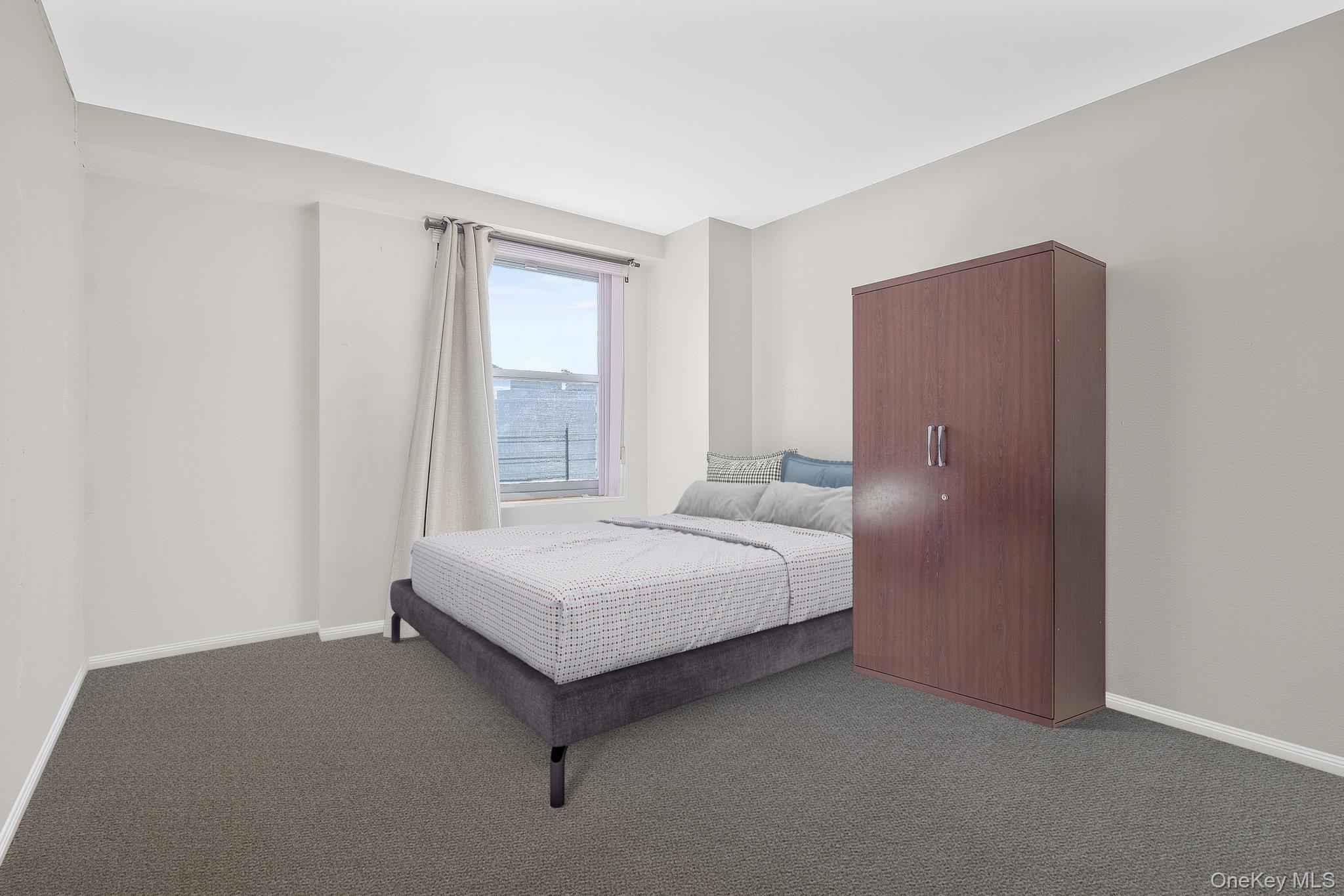 #5 photo, 61-20 Grand Central Parkway, クイーンズ区 Forest Hills , NY 11375