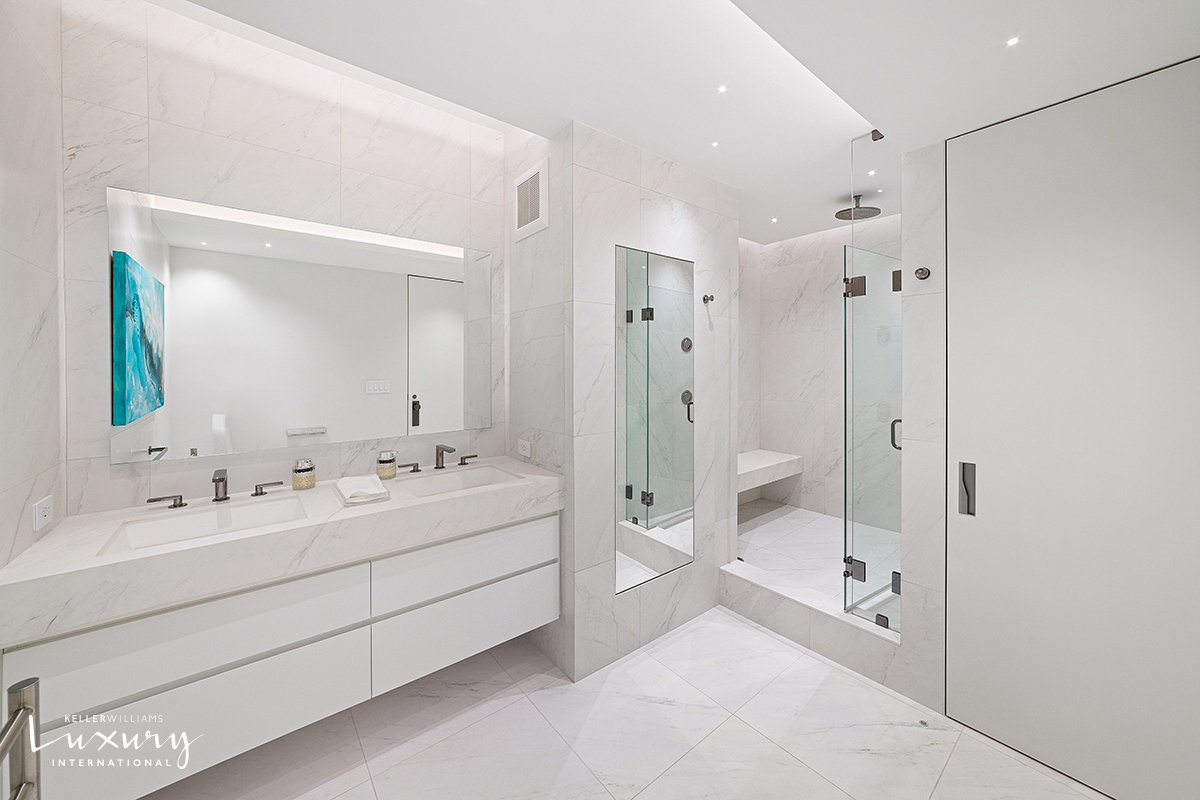 #13 photo, 721 Fifth Avenue, マンハッタン Midtown Central , NY 10022