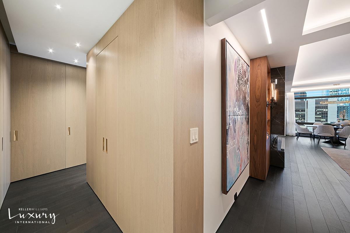 #8 photo, 721 Fifth Avenue, マンハッタン Midtown Central , NY 10022