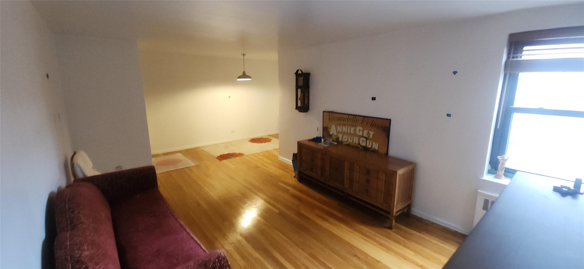 #11 photo, 90-11 Northern Boulevard, كوينز Jackson Heights , NY 11372