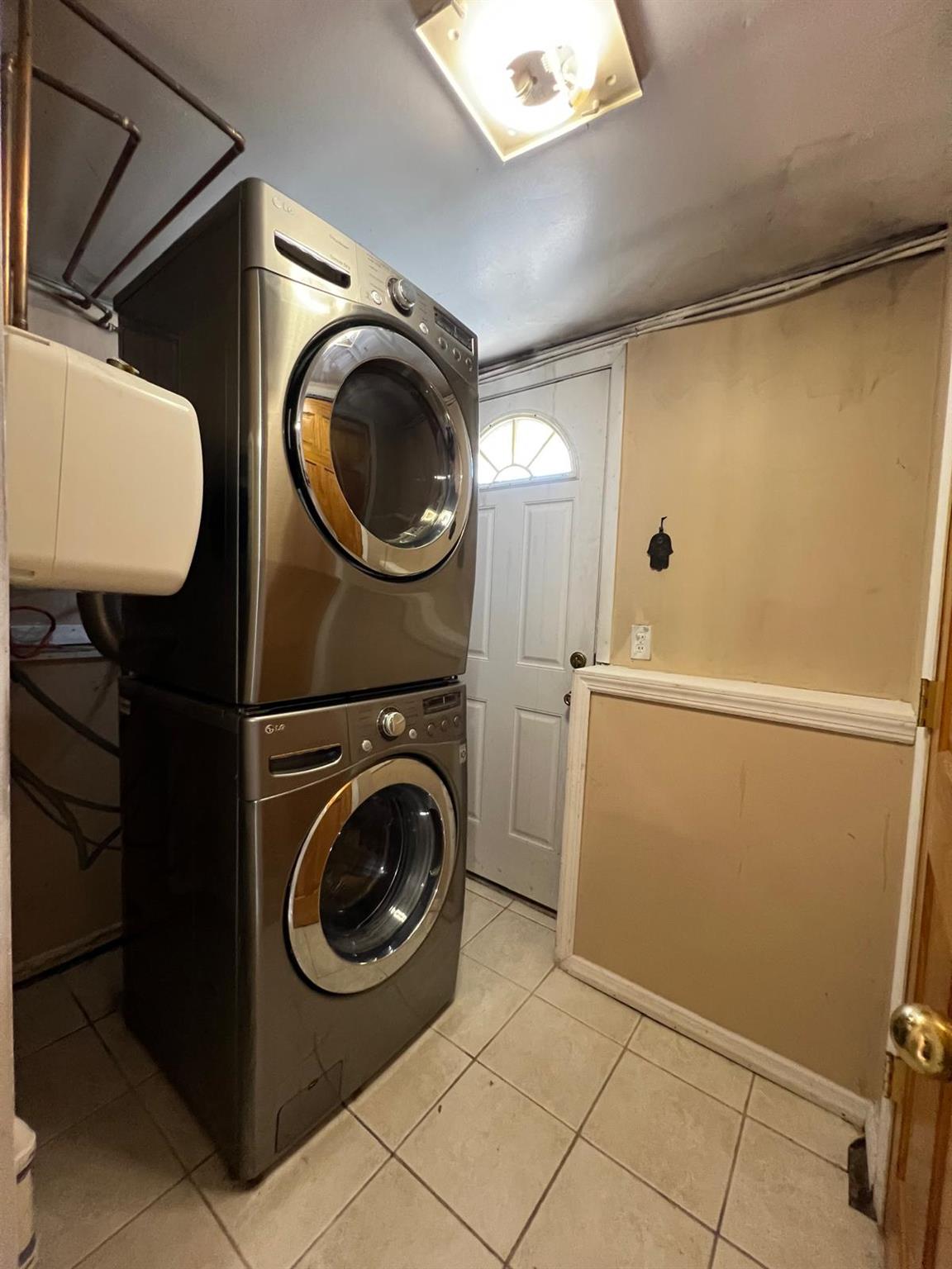 #11 photo, 134 McKinley Avenue, Island Park , NY 11558