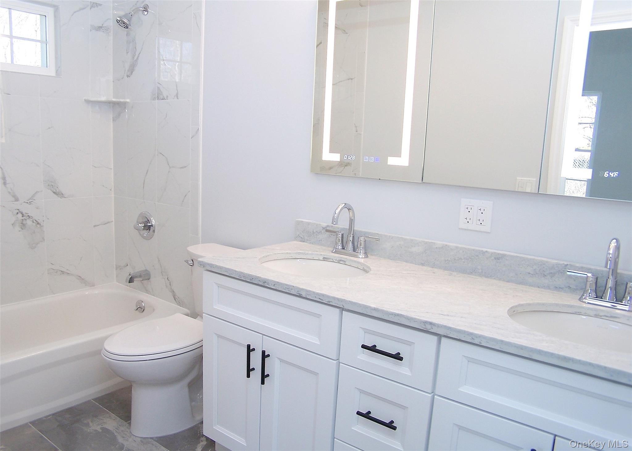 #20 photo, 68 Ostend Circle, Shirley , NY 11967