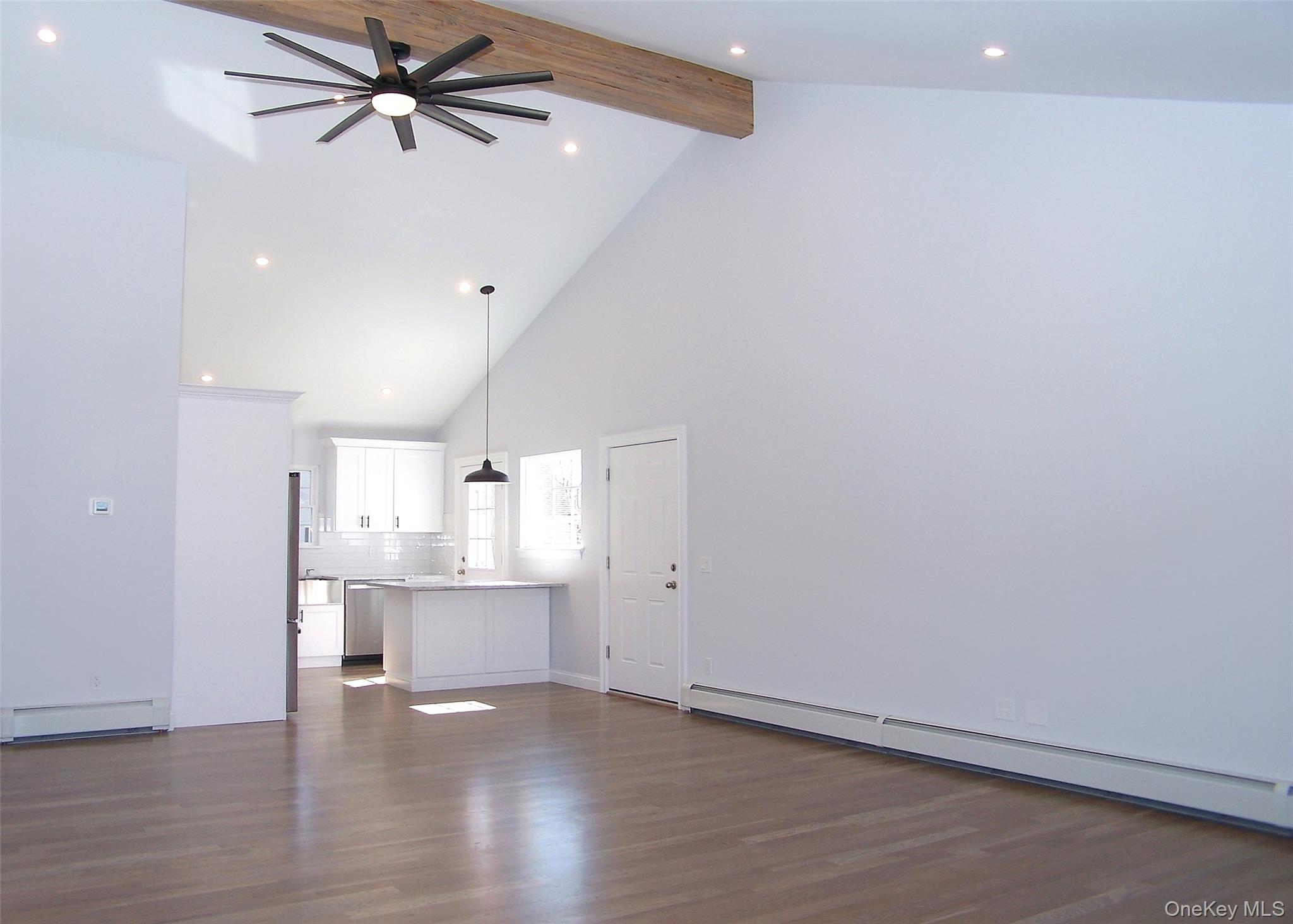 #5 photo, 68 Ostend Circle, Shirley , NY 11967