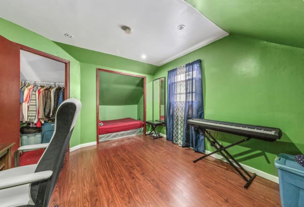 #16 photo, 11812 Francis Lewis Boulevard, Cambria Heights , NY 11411