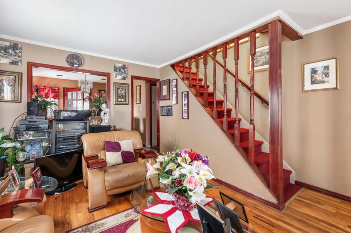 #4 photo, 11812 Francis Lewis Boulevard, Cambria Heights , NY 11411