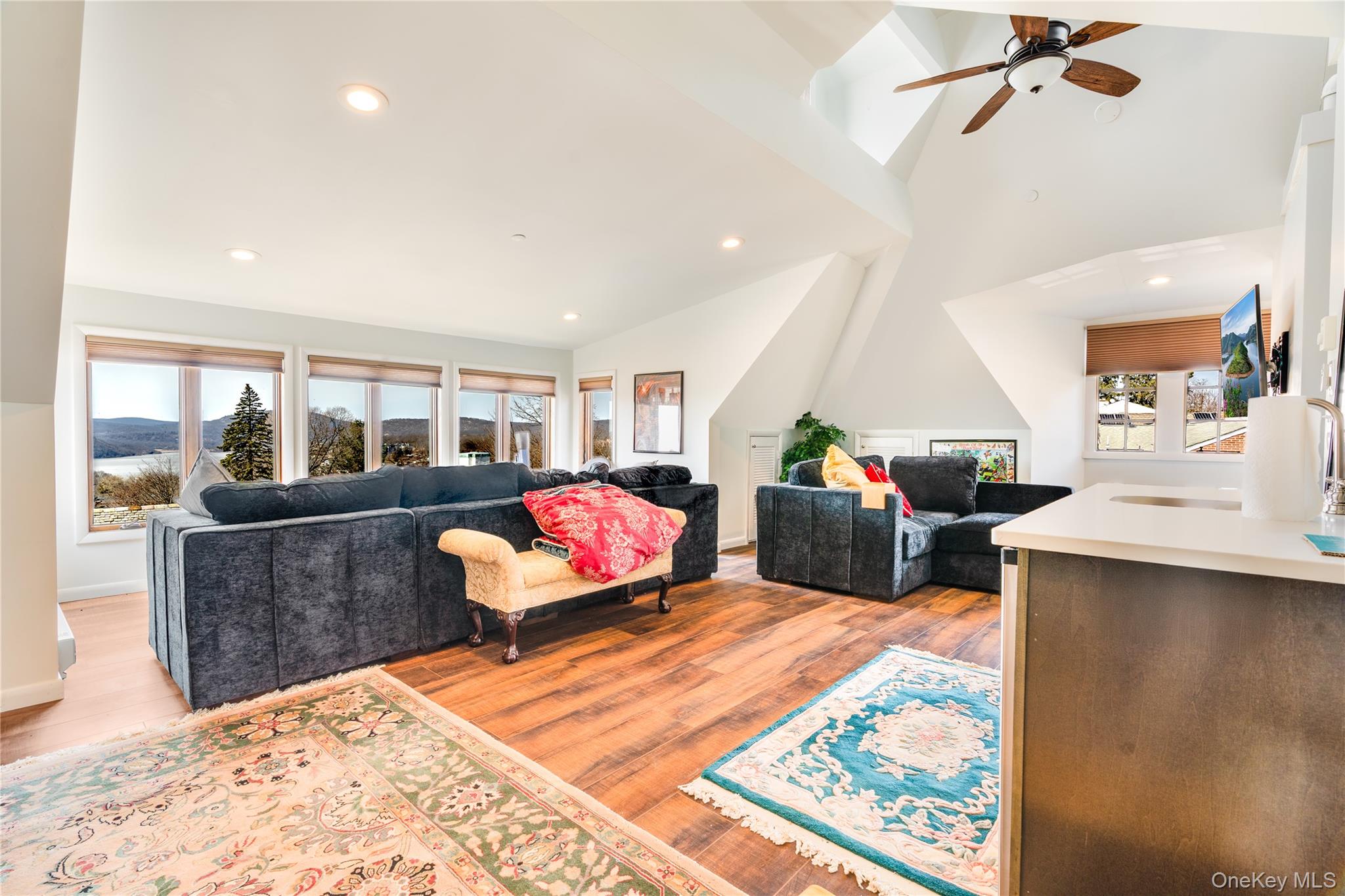 #20 photo, 1430 Riverview Avenue, Peekskill , NY 10566