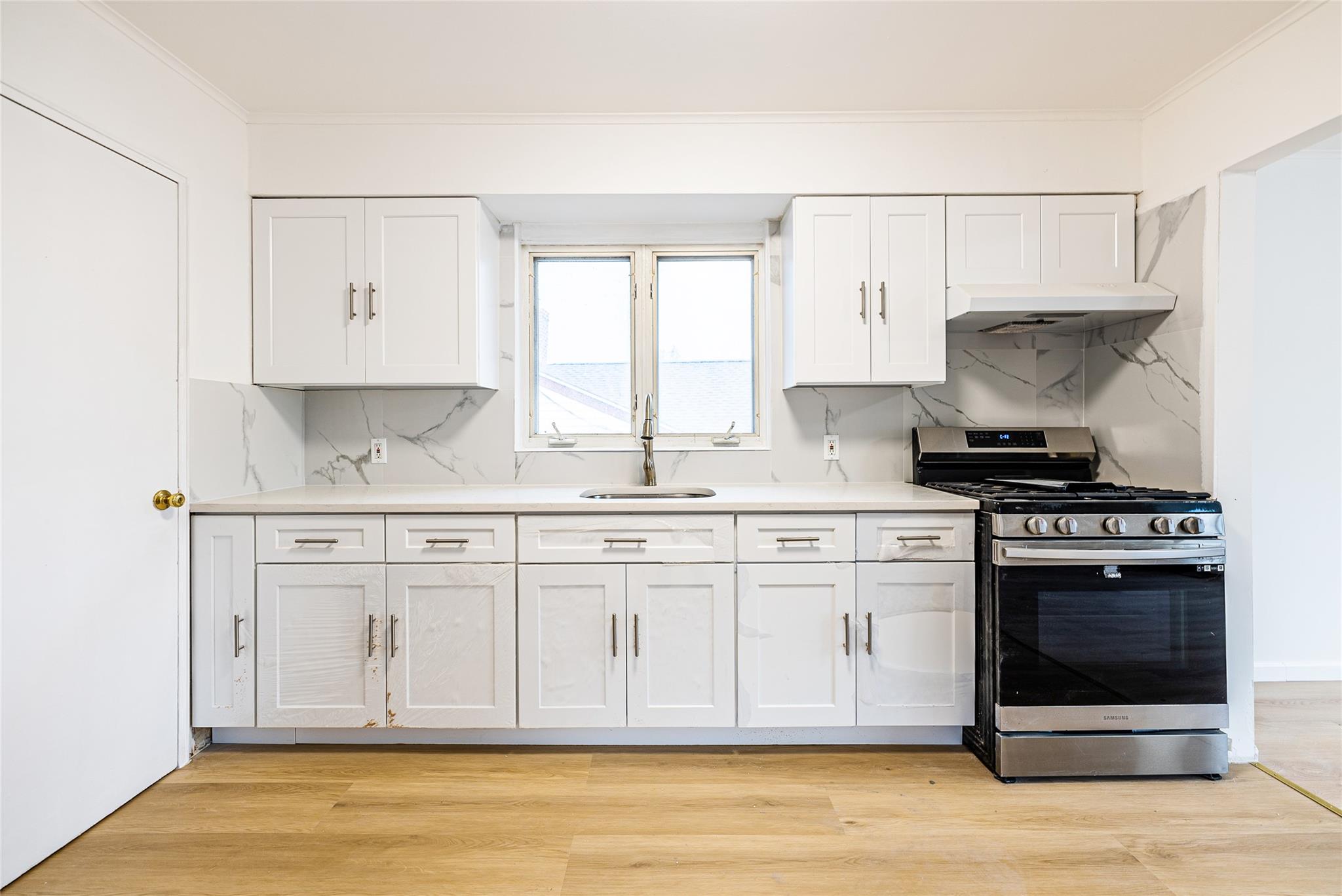 #6 photo, 28-34 Corporal Kennedy Street, Flushing , NY 11360