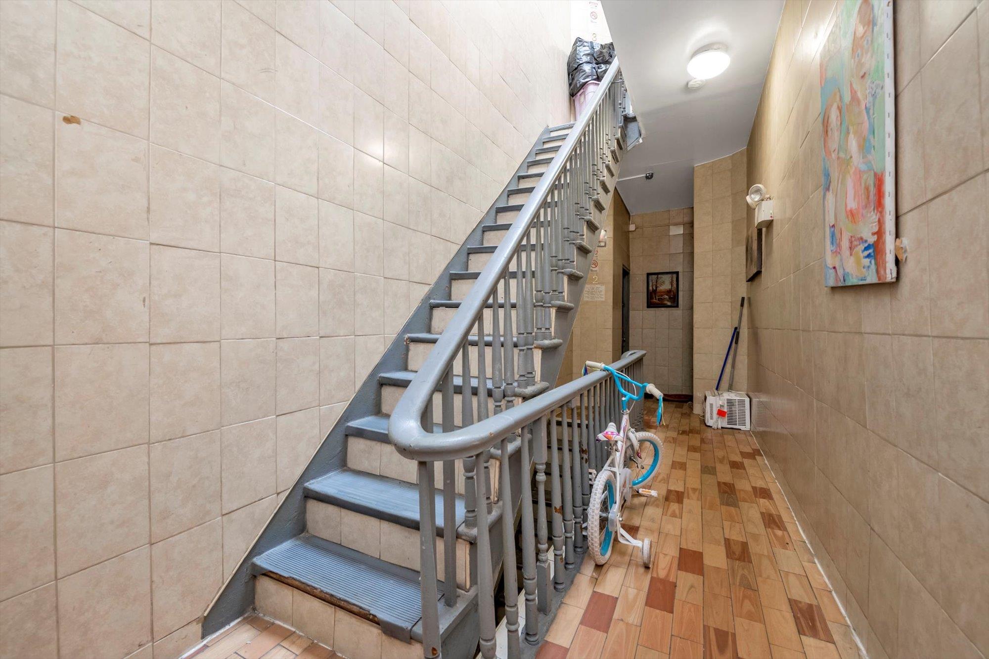 #12 photo, 378 Central Avenue, ブルックリン区 Brooklyn , NY 11221