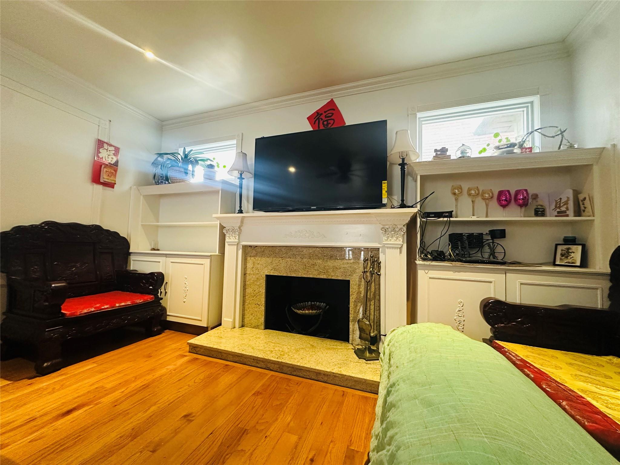 #4 photo, 46-43 157 st, 法拉盛 Flushing , NY 11355