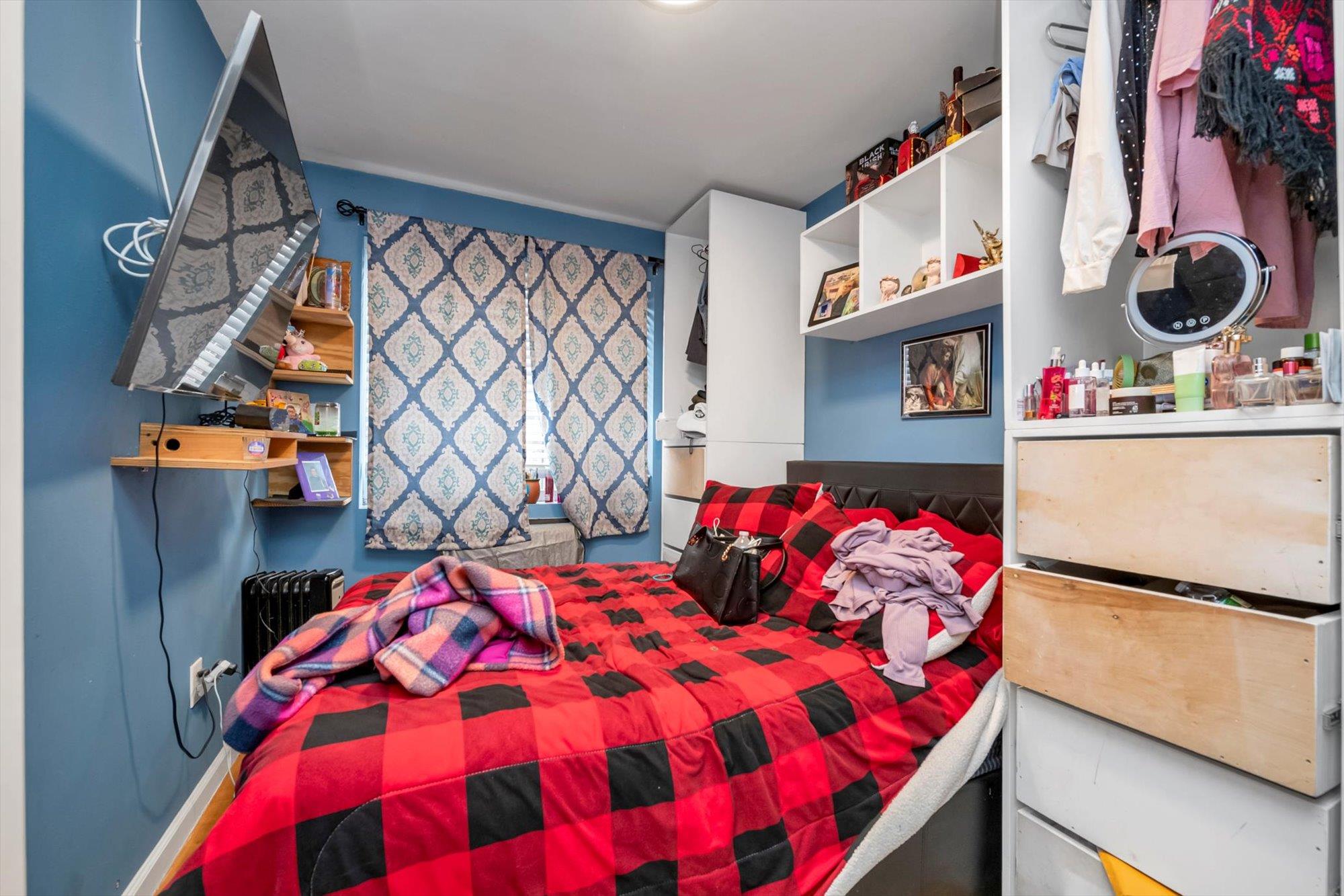 #12 photo, 100-18 40TH Road, クイーンズ区 Corona , NY 11368