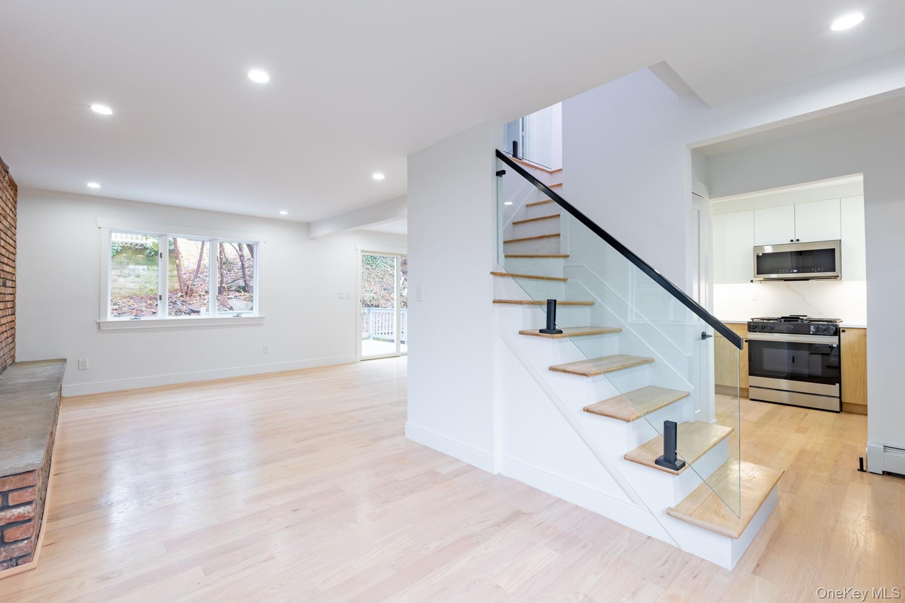 #2 photo, 20 S Rockland Avenue, Congers , NY 10920