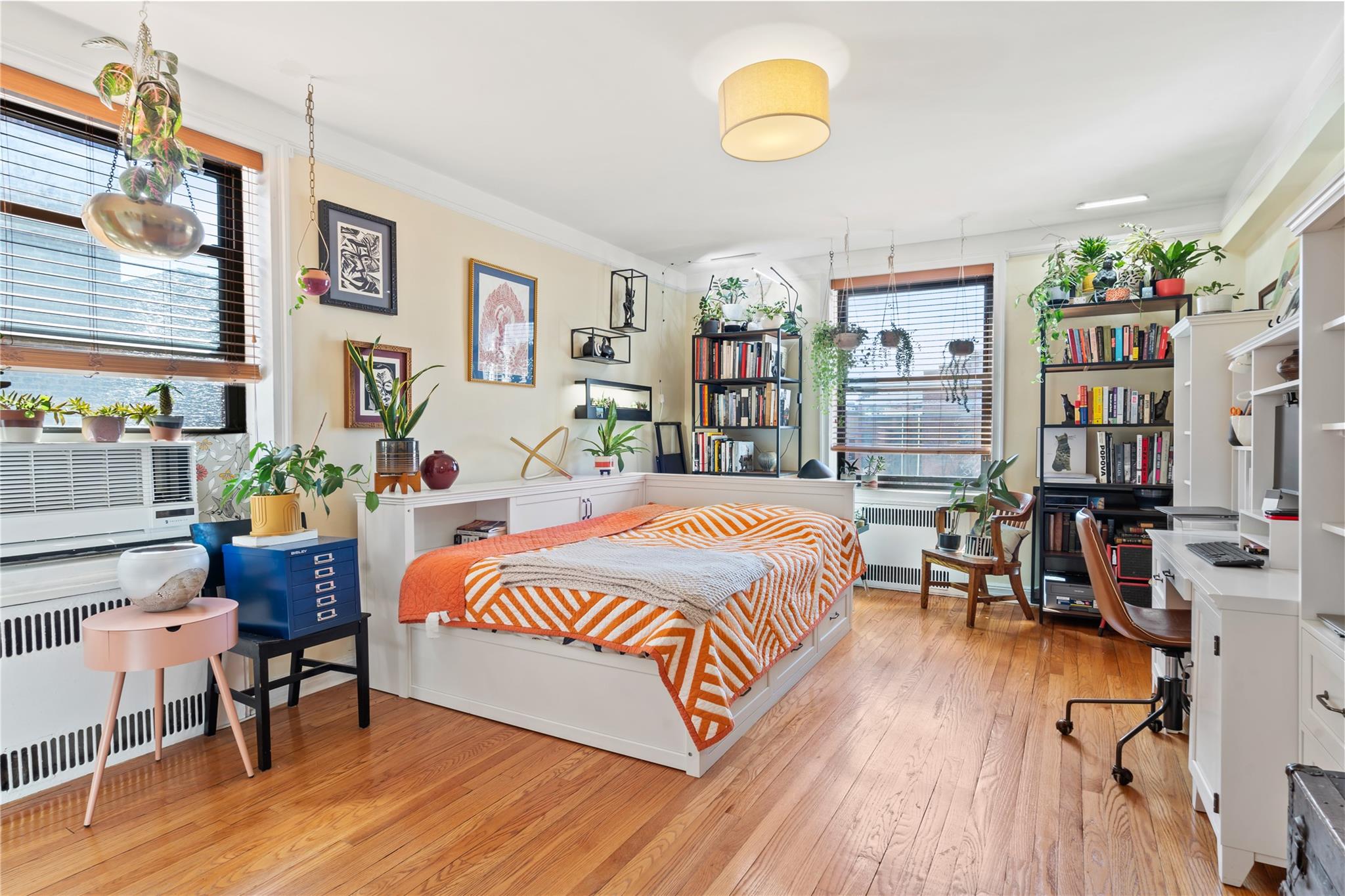 #10 photo, 83-80 118th Street, クイーンズ区 Kew Gardens , NY 11415