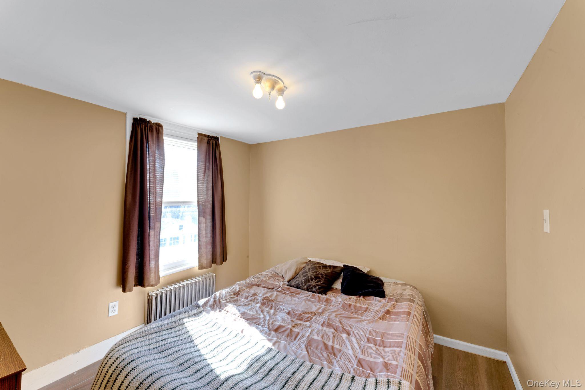 #17 photo, 40 N Elm Street, Beacon , NY 12508