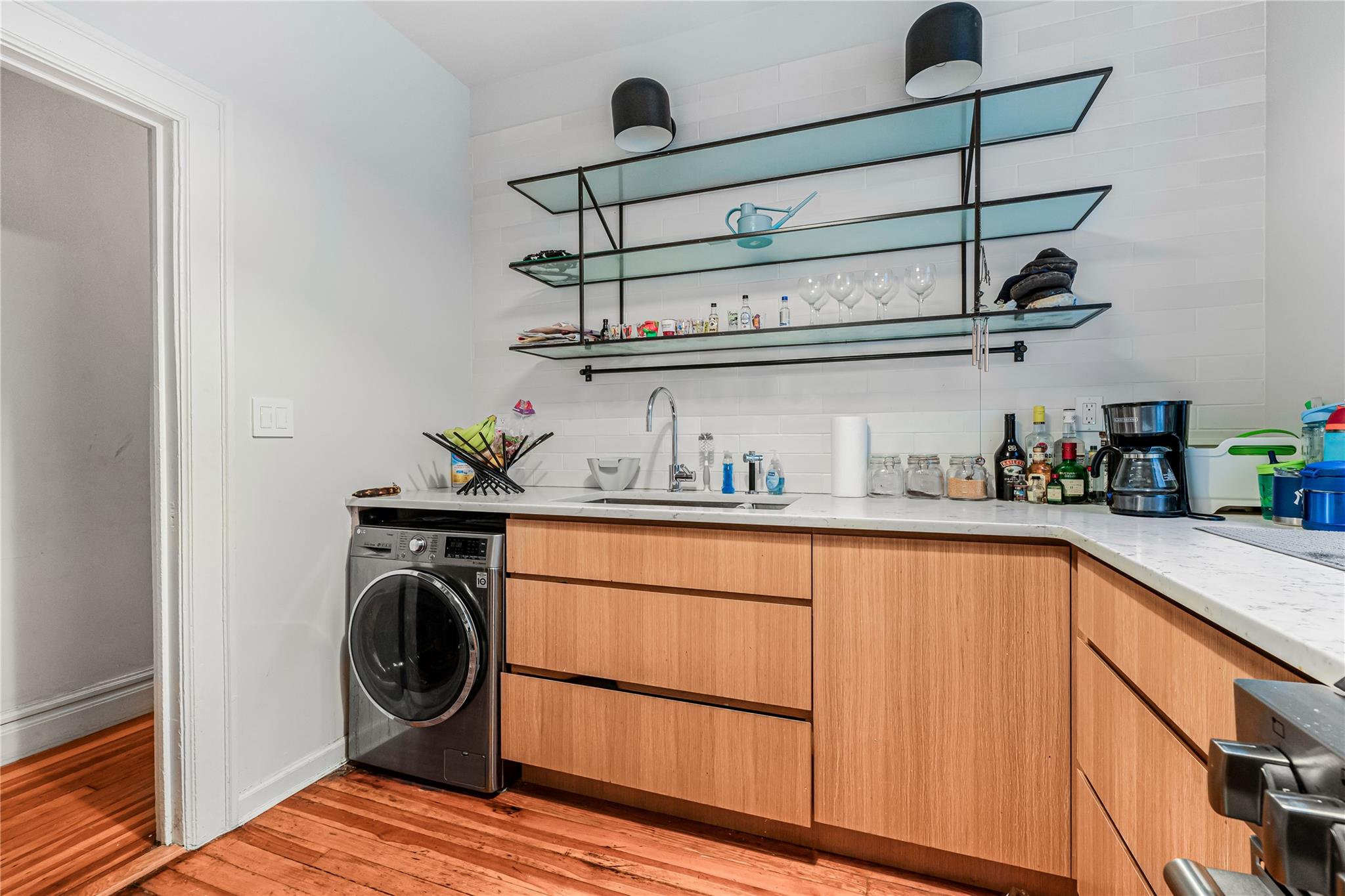 #12 photo, 3447 82nd, クイーンズ区 Jackson Heights , NY 11372