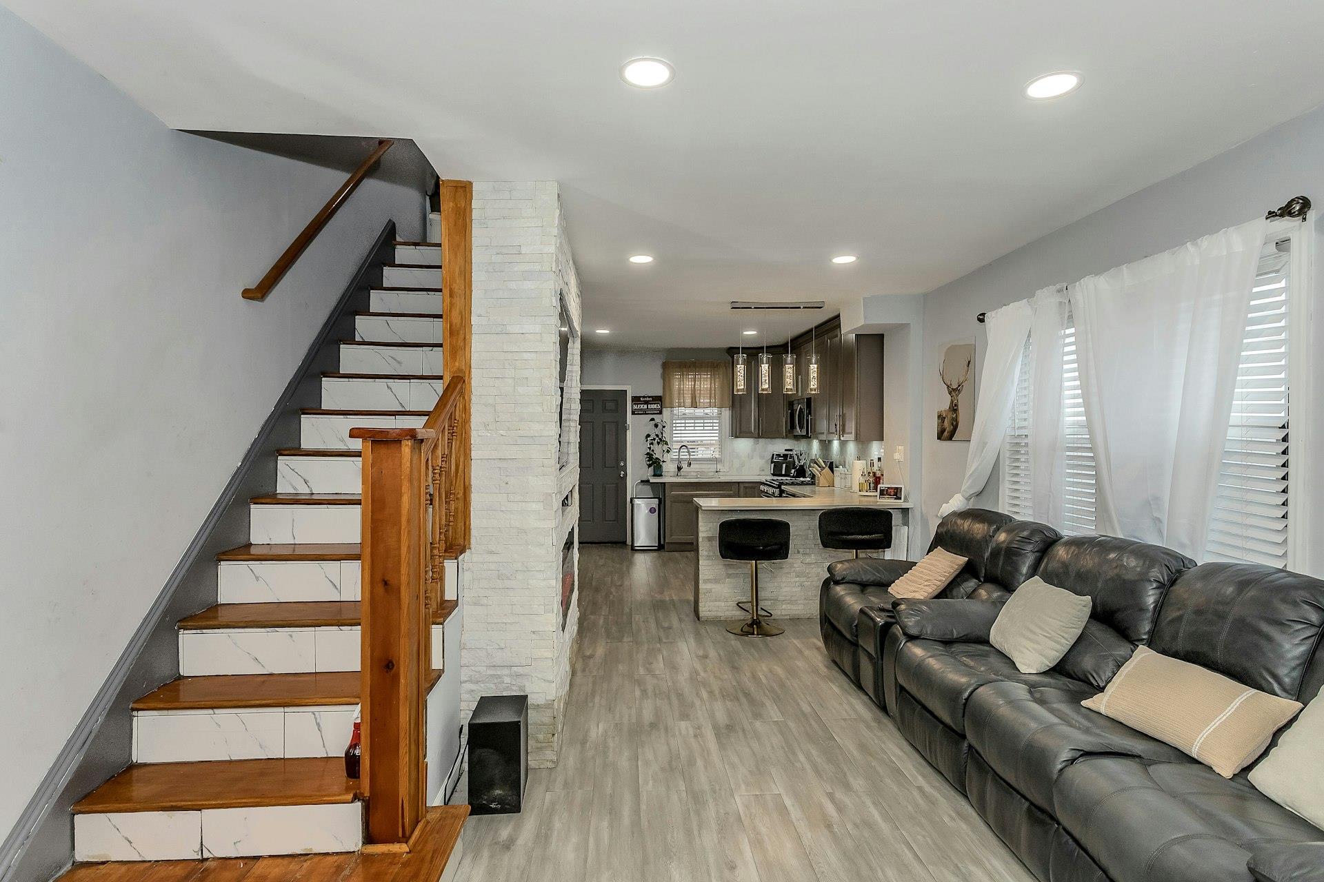 #4 photo, 111-32 147th Street, Jamaica , NY 11435