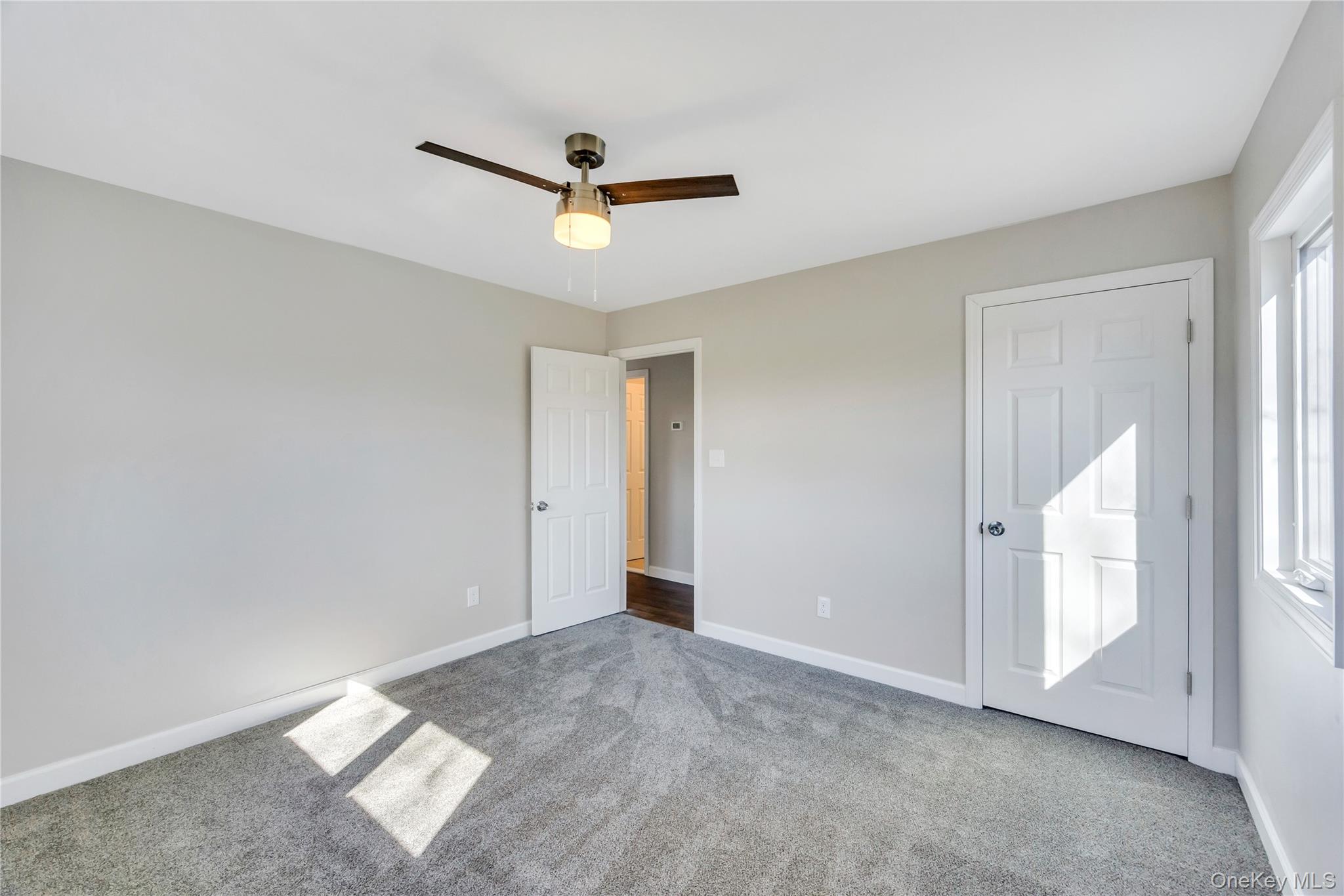 #16 photo, 7 Howard Avenue, ナッソー郡 Freeport , NY 11520