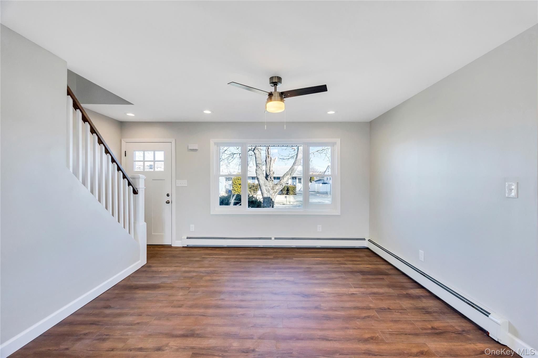 #8 photo, 7 Howard Avenue, ナッソー郡 Freeport , NY 11520