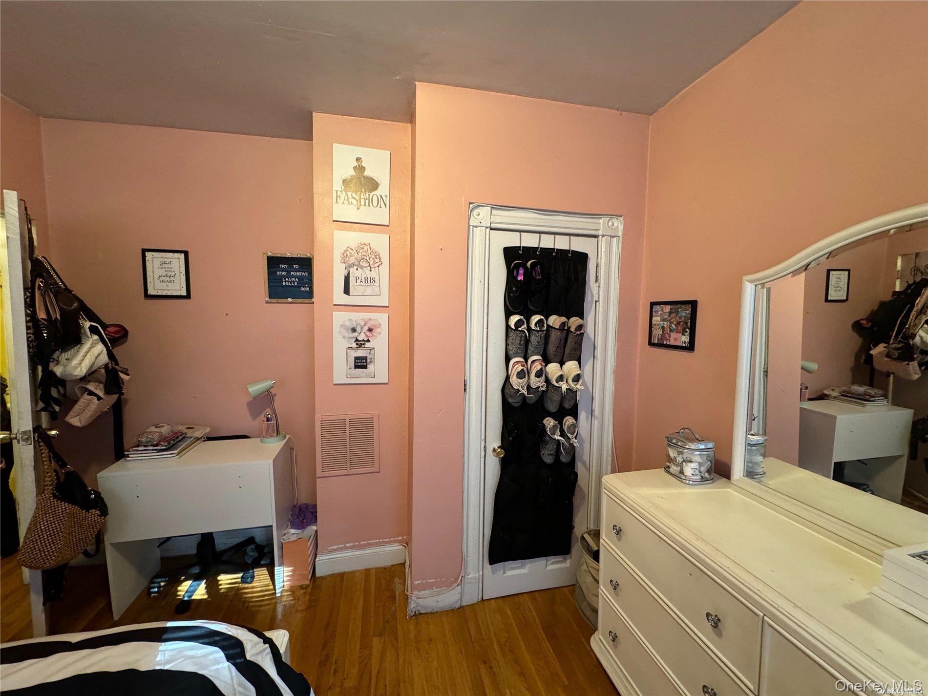 #18 photo, 168 Miller Avenue, ブルックリン区 Brooklyn , NY 11207