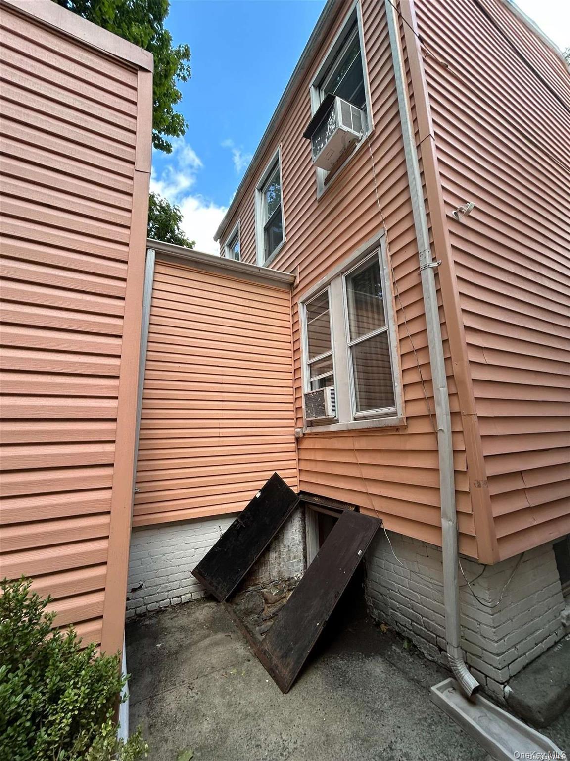 #4 photo, 168 Miller Avenue, ブルックリン区 Brooklyn , NY 11207