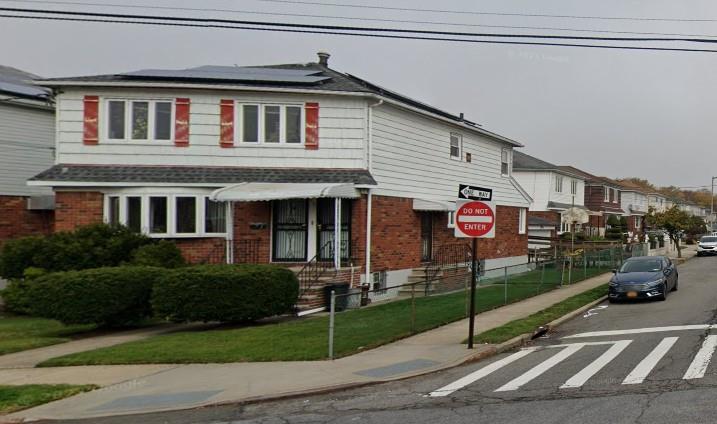 #3 photo, 96-19 156 Avenue, Howard Beach , NY 11414