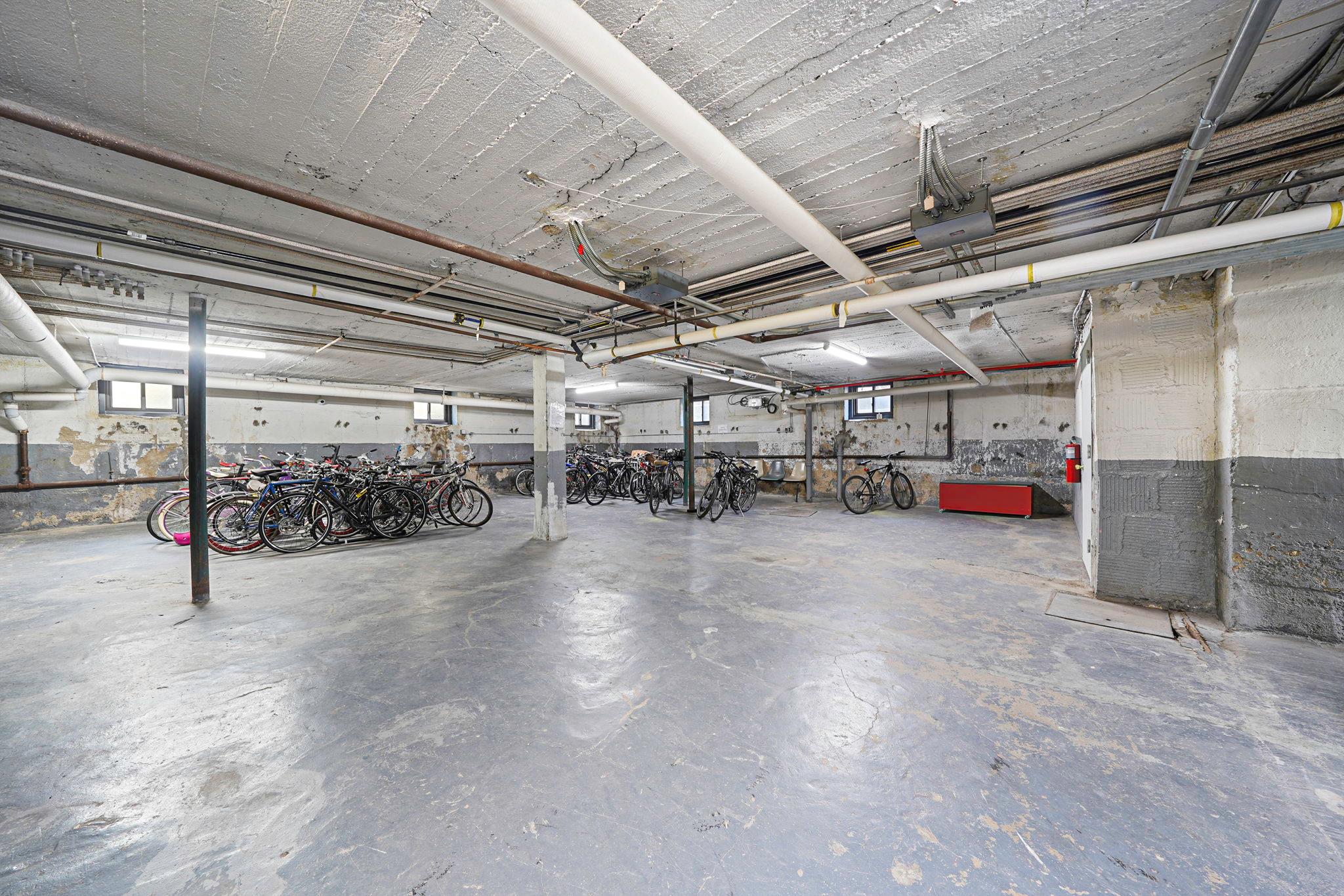 #9 photo, 83-84 116th St, クイーンズ区 Kew Gardens , NY 11418