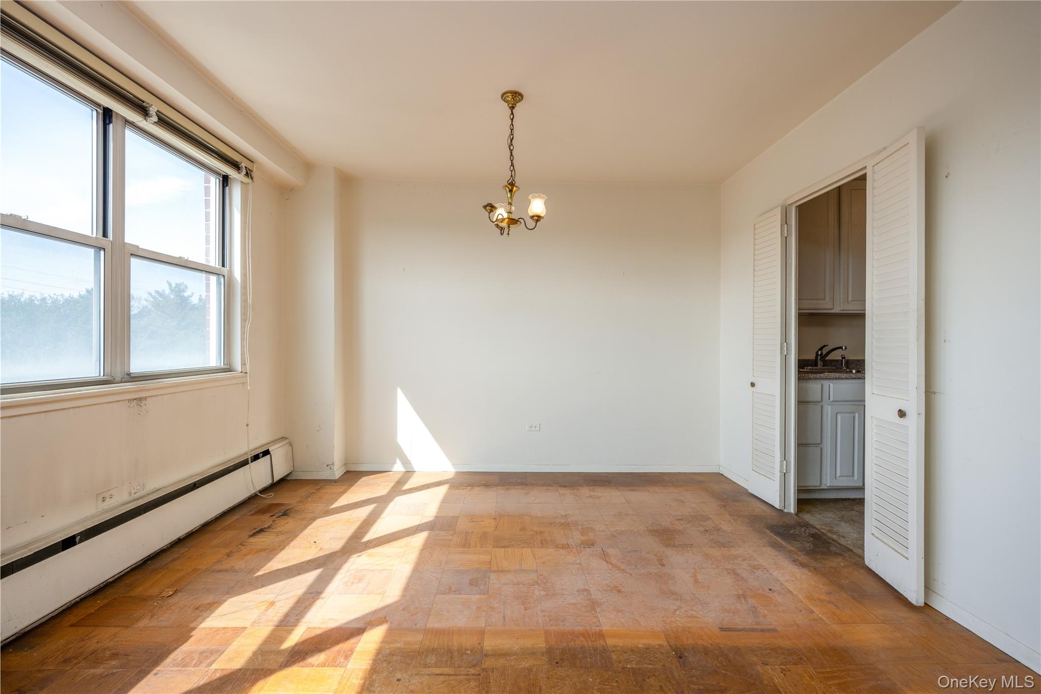 #8 photo, 615 Palmer Rd, Yonkers , NY 10701