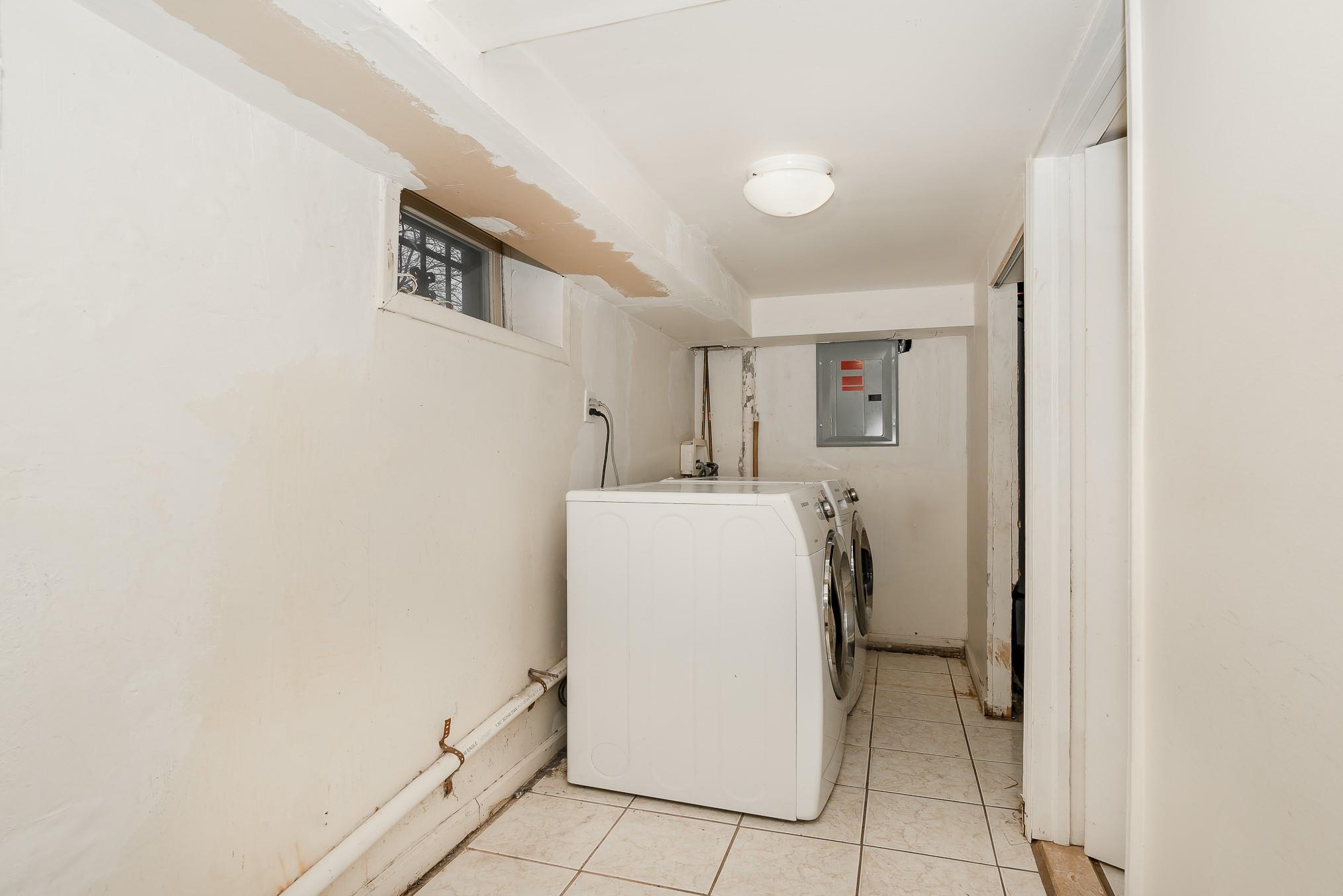 #18 photo, 10140 Nicolls Avenue, Corona , NY 11368