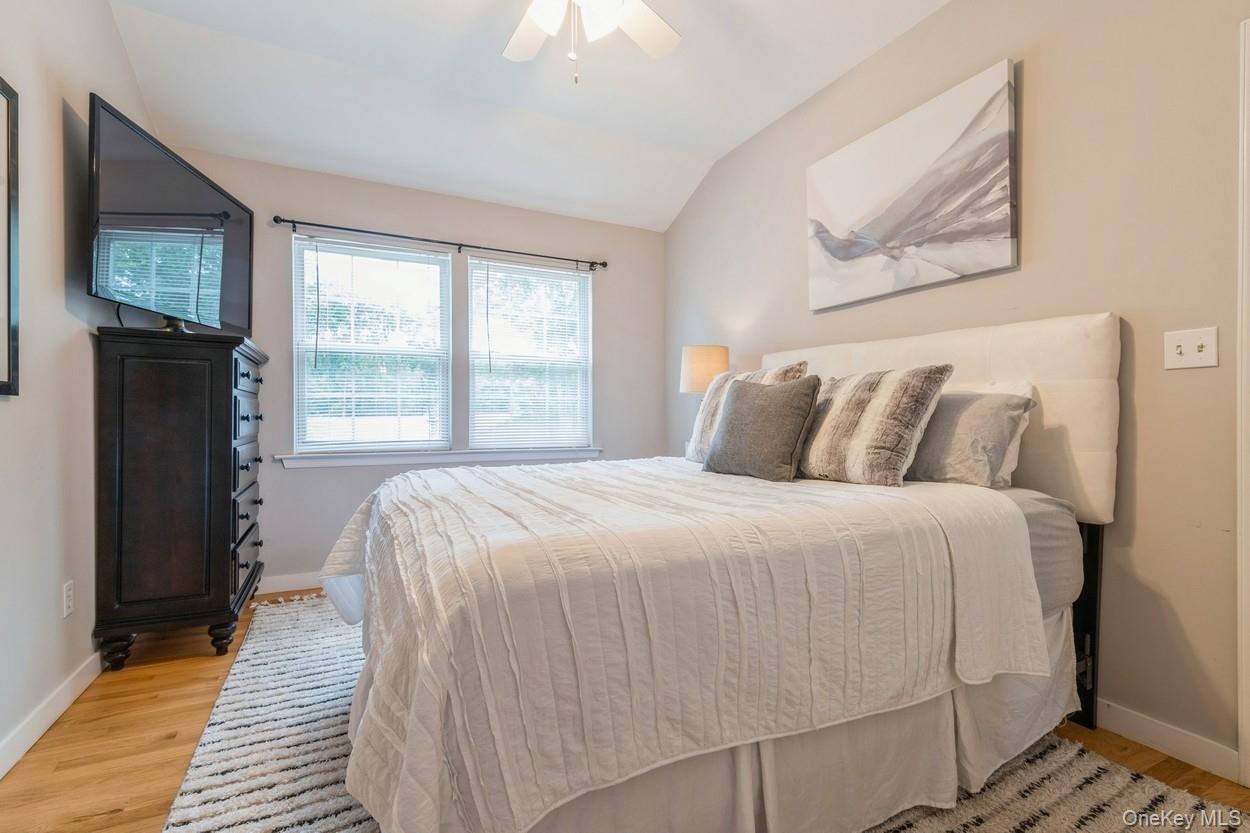 #15 photo, 1 Re Court, サフォーク郡 Hampton Bays , NY 11946