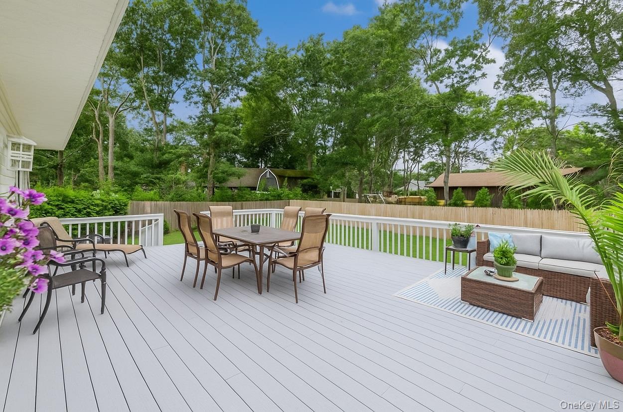 #18 photo, 1 Re Court, サフォーク郡 Hampton Bays , NY 11946