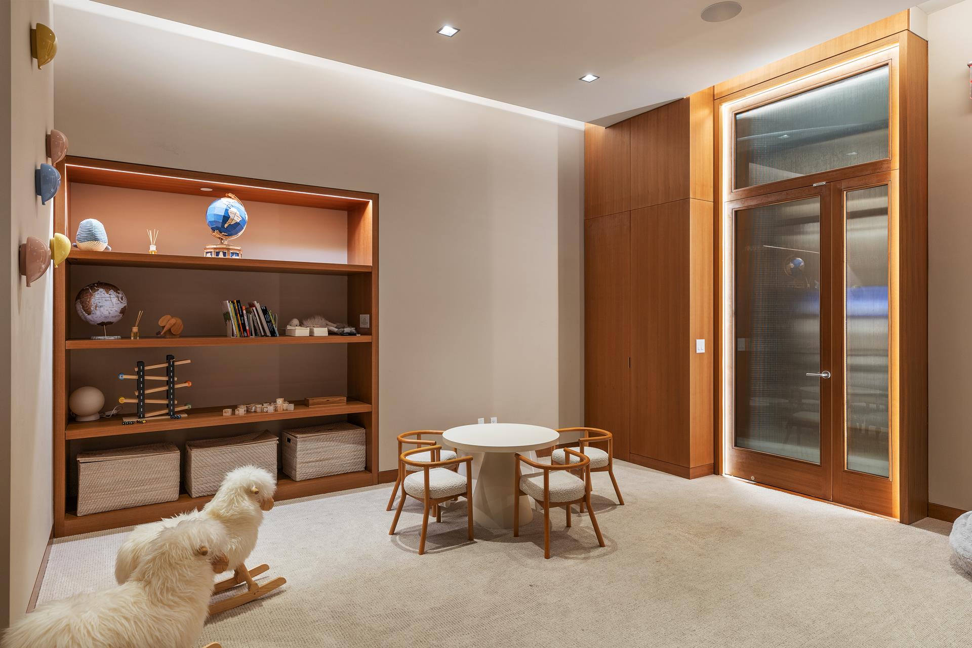 #20 photo, 611 W 56TH Street, マンハッタン Hells Kitchen , NY 10019