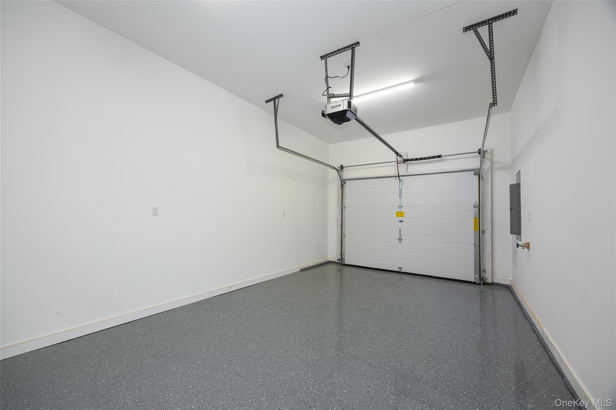 #19 photo, 15 HENRY Street, Beacon , NY 12508