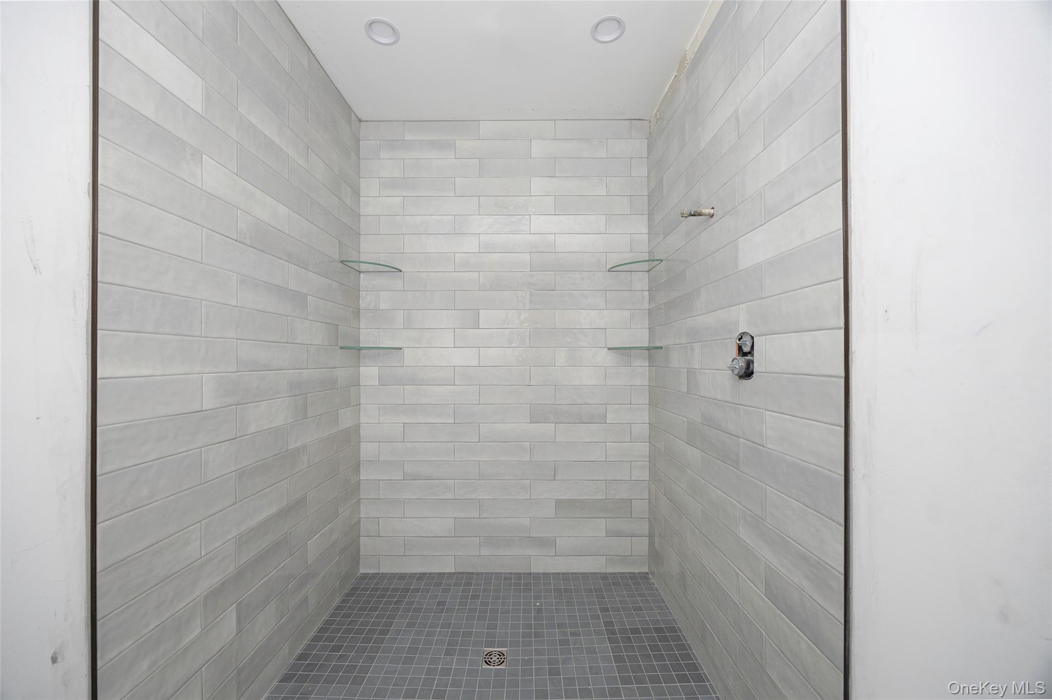 #16 photo, 17 HENRY Street, Beacon , NY 12508