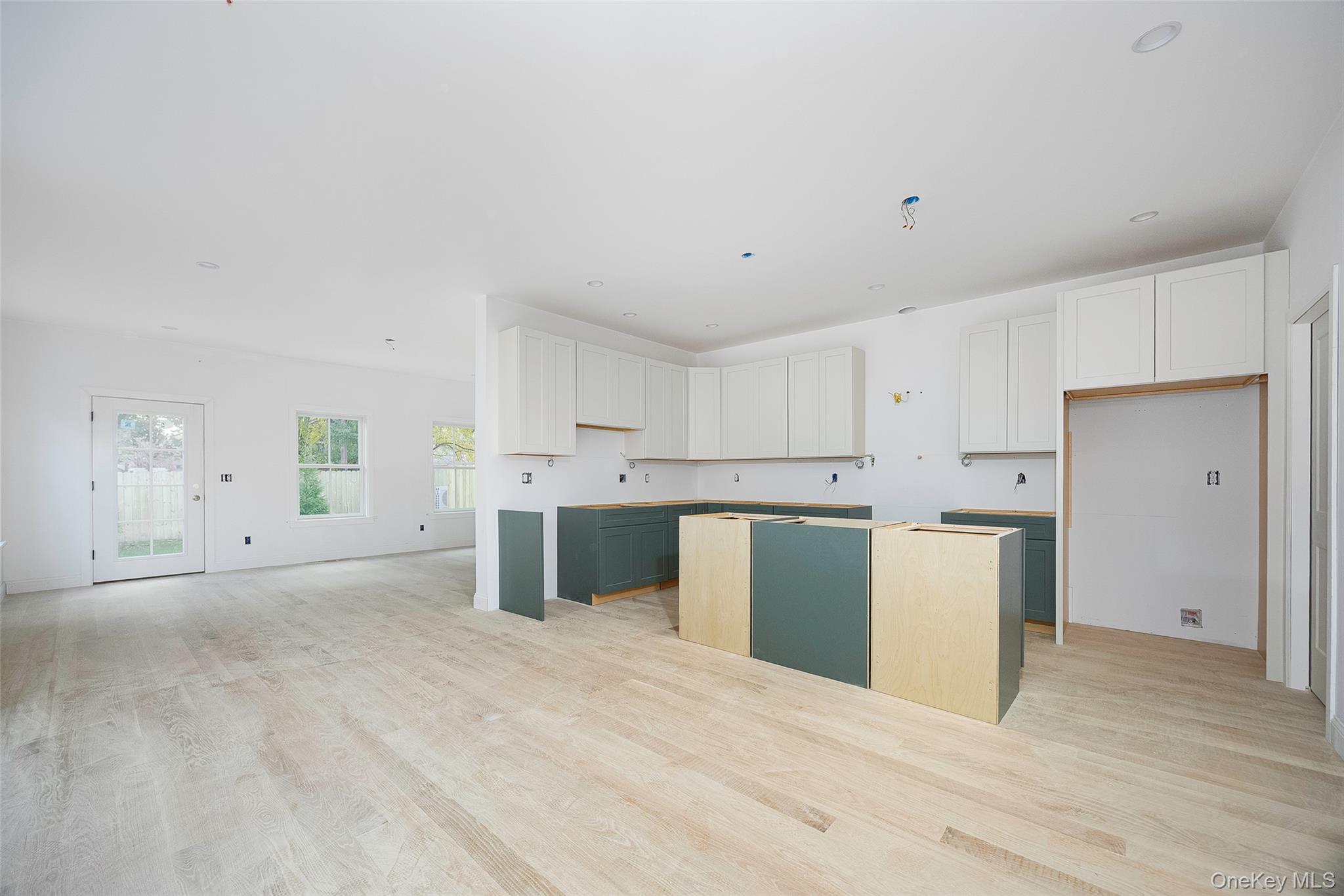 #3 photo, 19 HENRY Street, Beacon , NY 12508