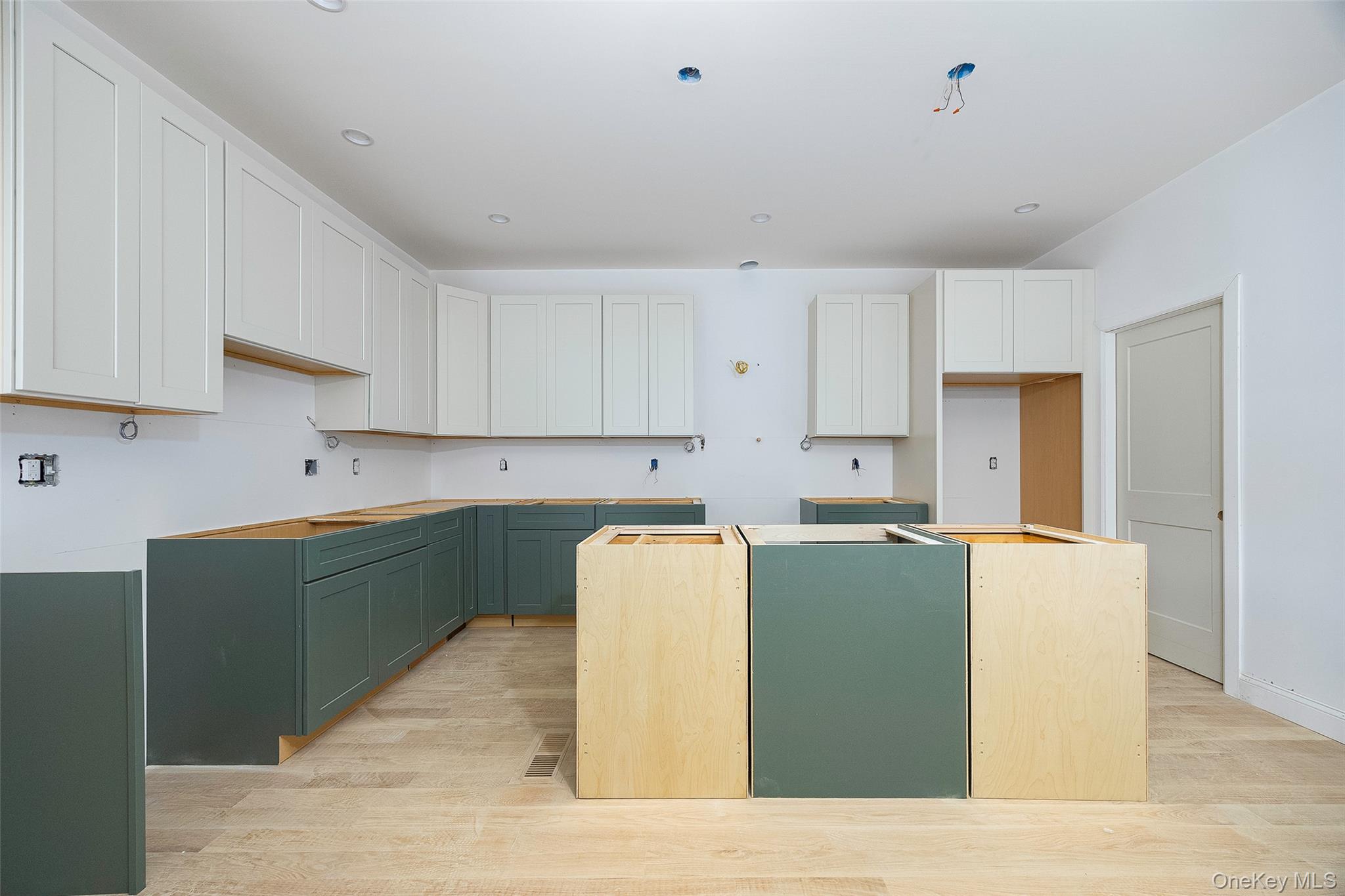 #4 photo, 19 HENRY Street, Beacon , NY 12508