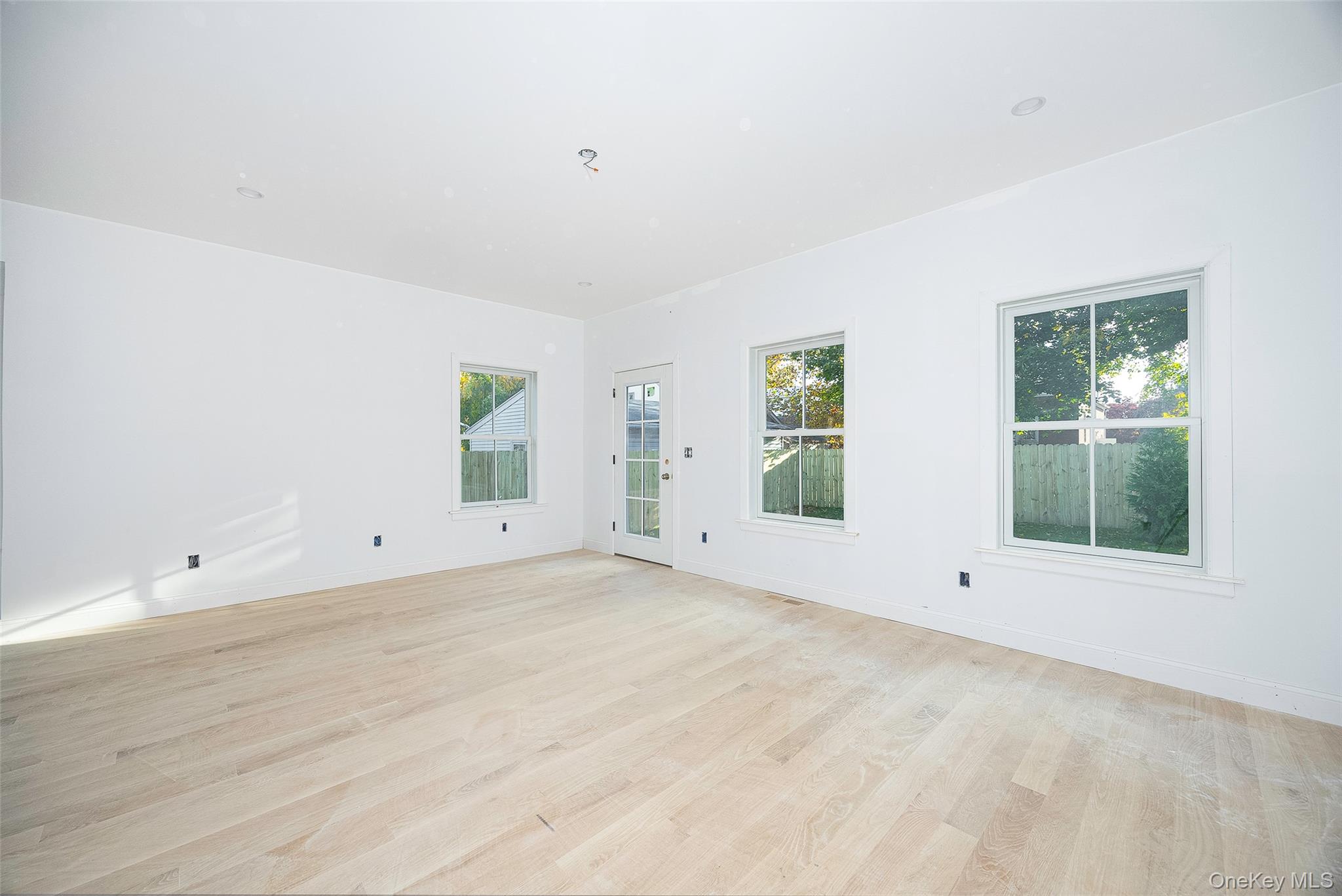 #8 photo, 19 HENRY Street, Beacon , NY 12508