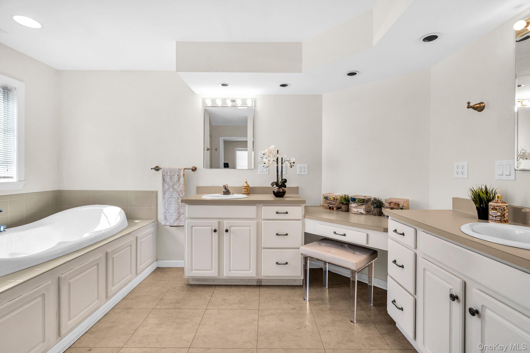 #18 photo, 27 Overlook Road, White Plains , NY 10605