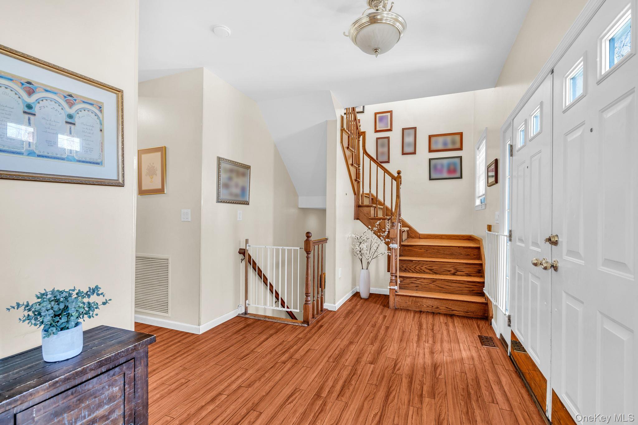 #5 photo, 27 Overlook Road, White Plains , NY 10605