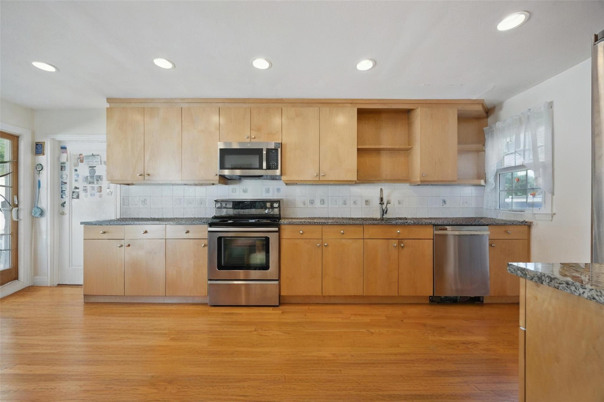 #4 photo, 60 Wilmot Road, New Rochelle , NY 10804