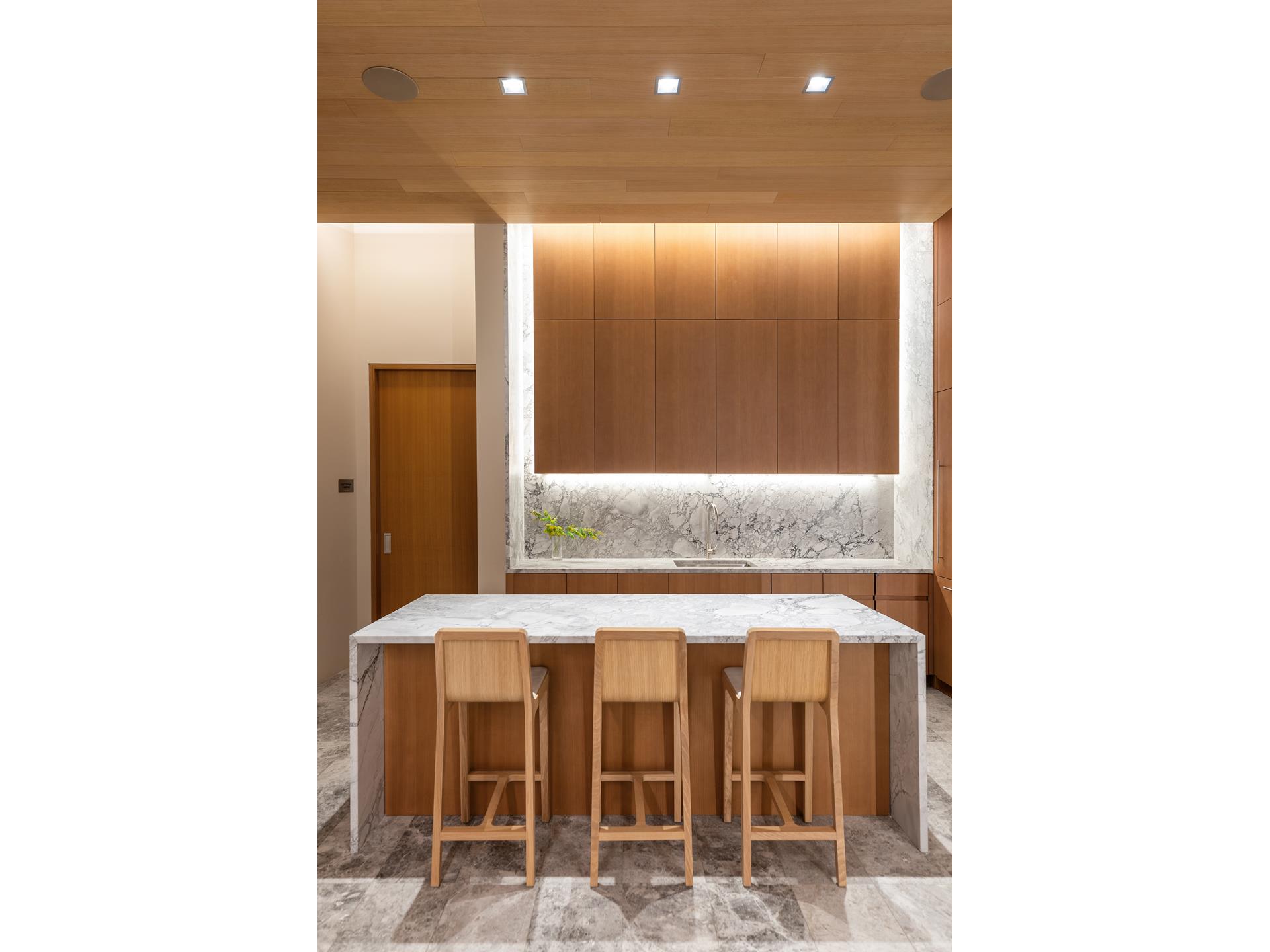 #13 photo, 611 W 56TH Street, マンハッタン Hells Kitchen , NY 10019