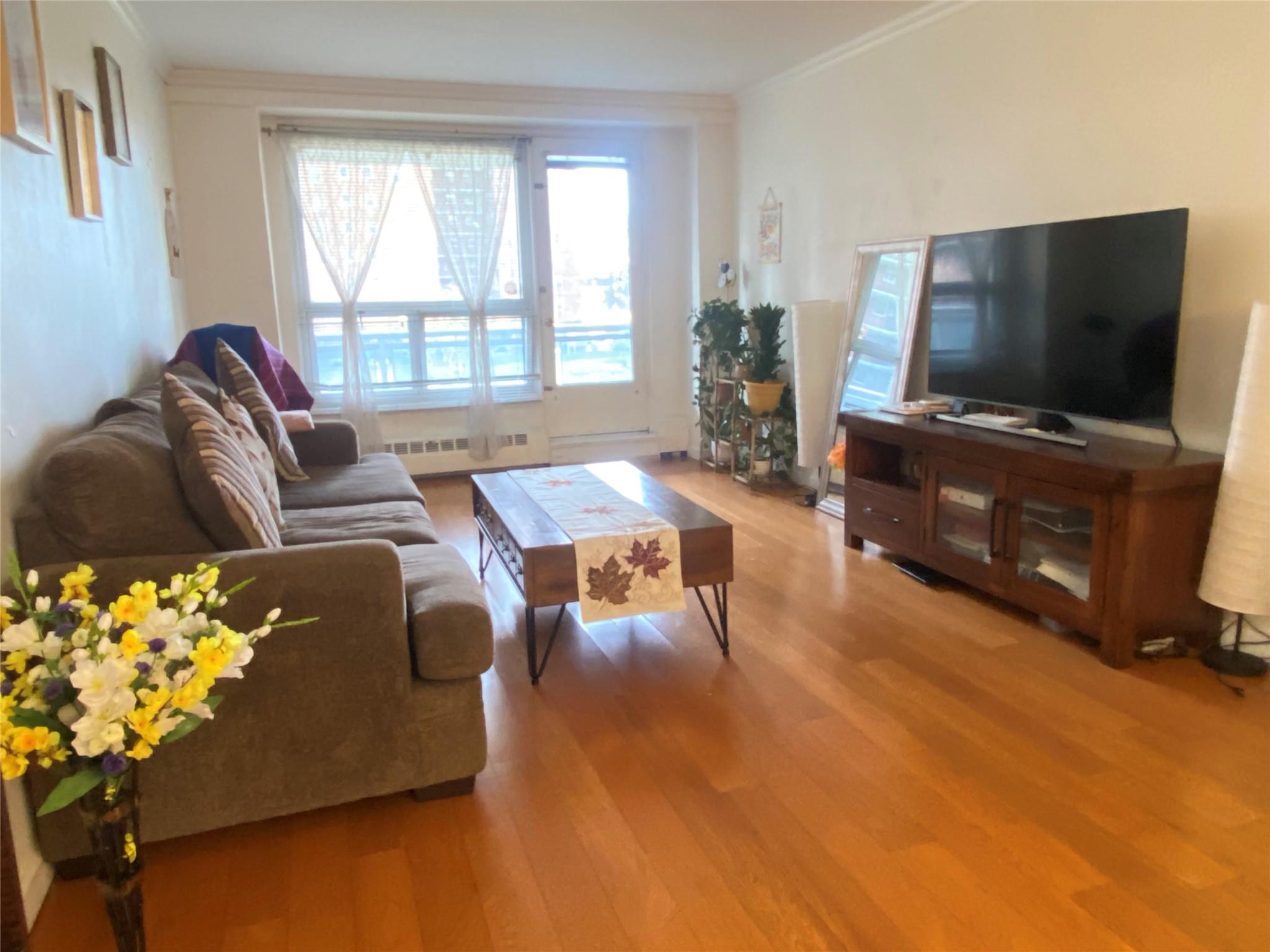 #2 photo, 97-40 62 Drive, 皇后區 雷哥公園 Rego Park , NY 11374