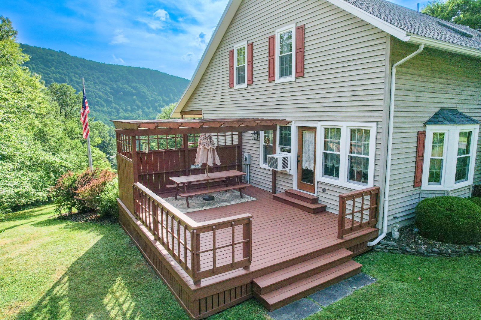 #10 photo, 455 South Main St, Hancock , NY 13783